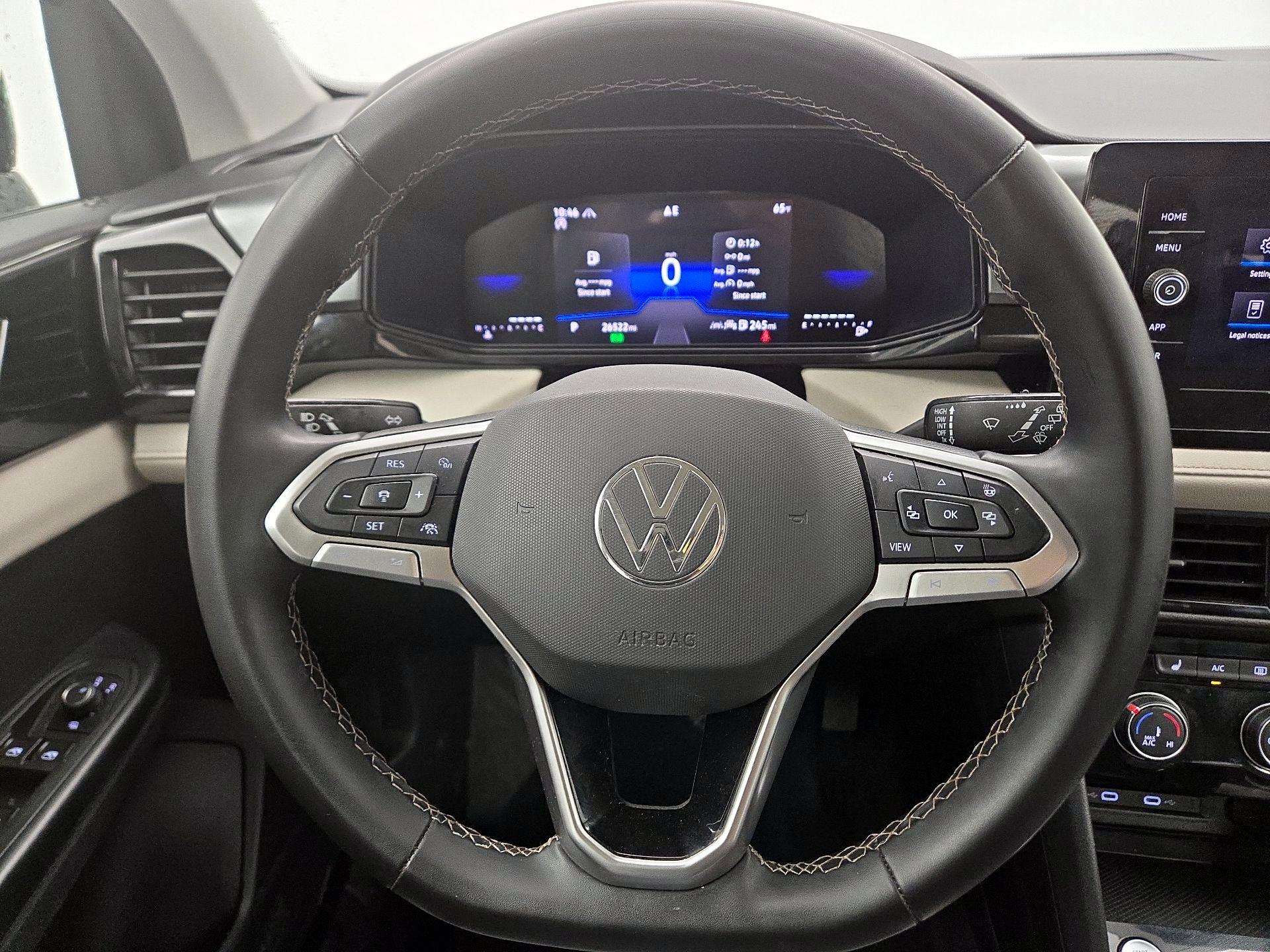 Thumbnail: 2025 Volkswagen Taos - 10