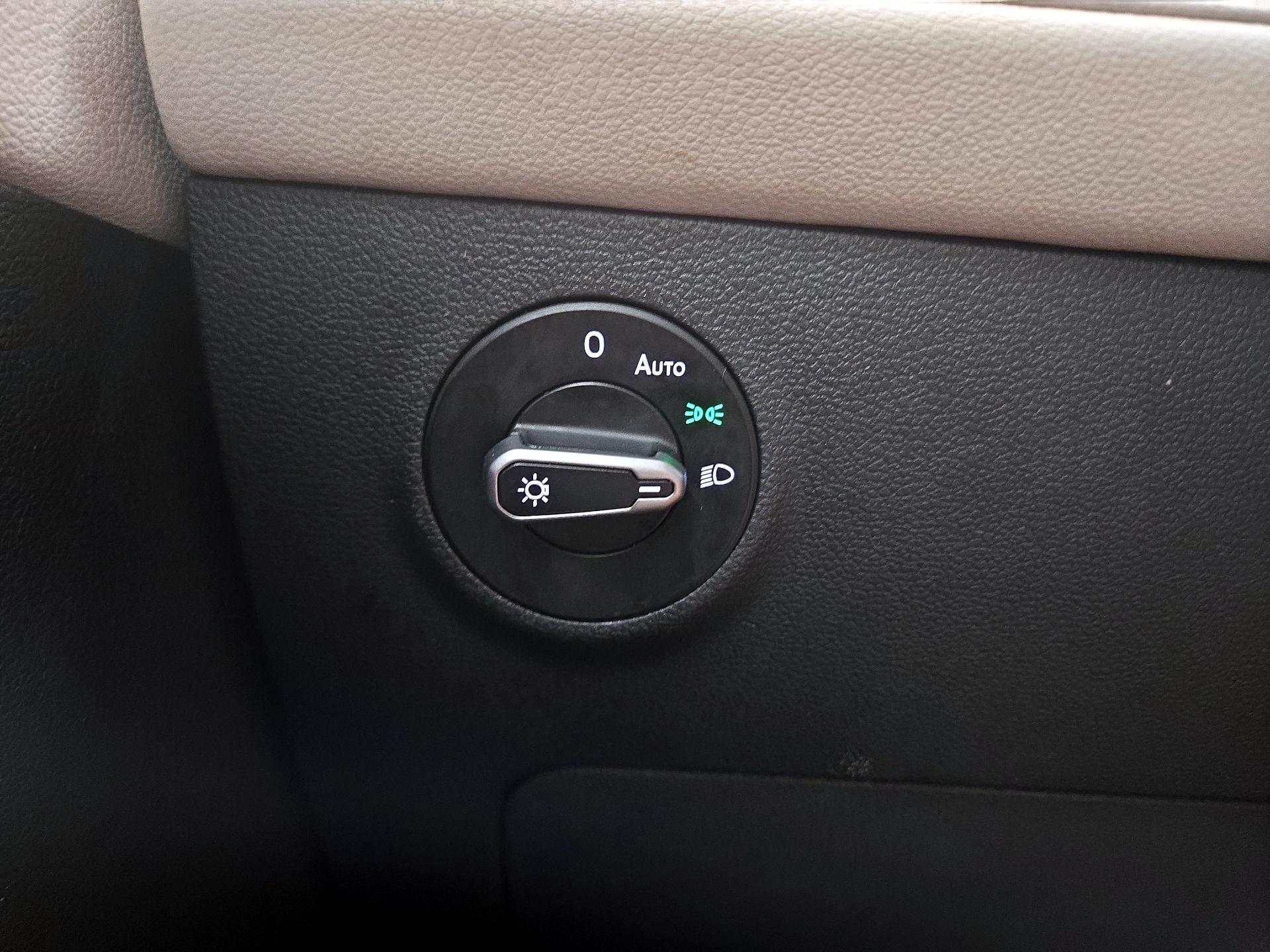 Thumbnail: 2025 Volkswagen Taos - 13