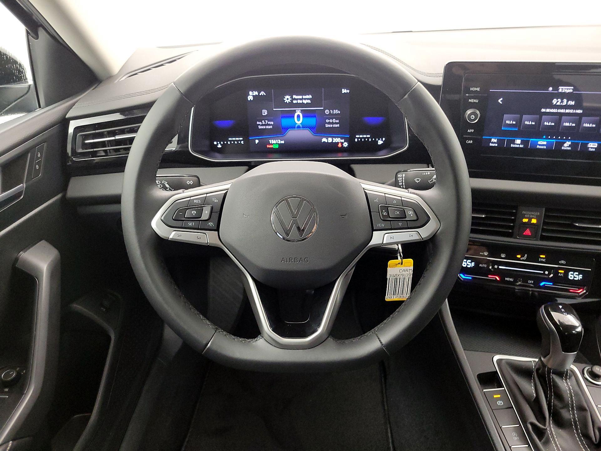 Thumbnail: 2025 Volkswagen Jetta - 10
