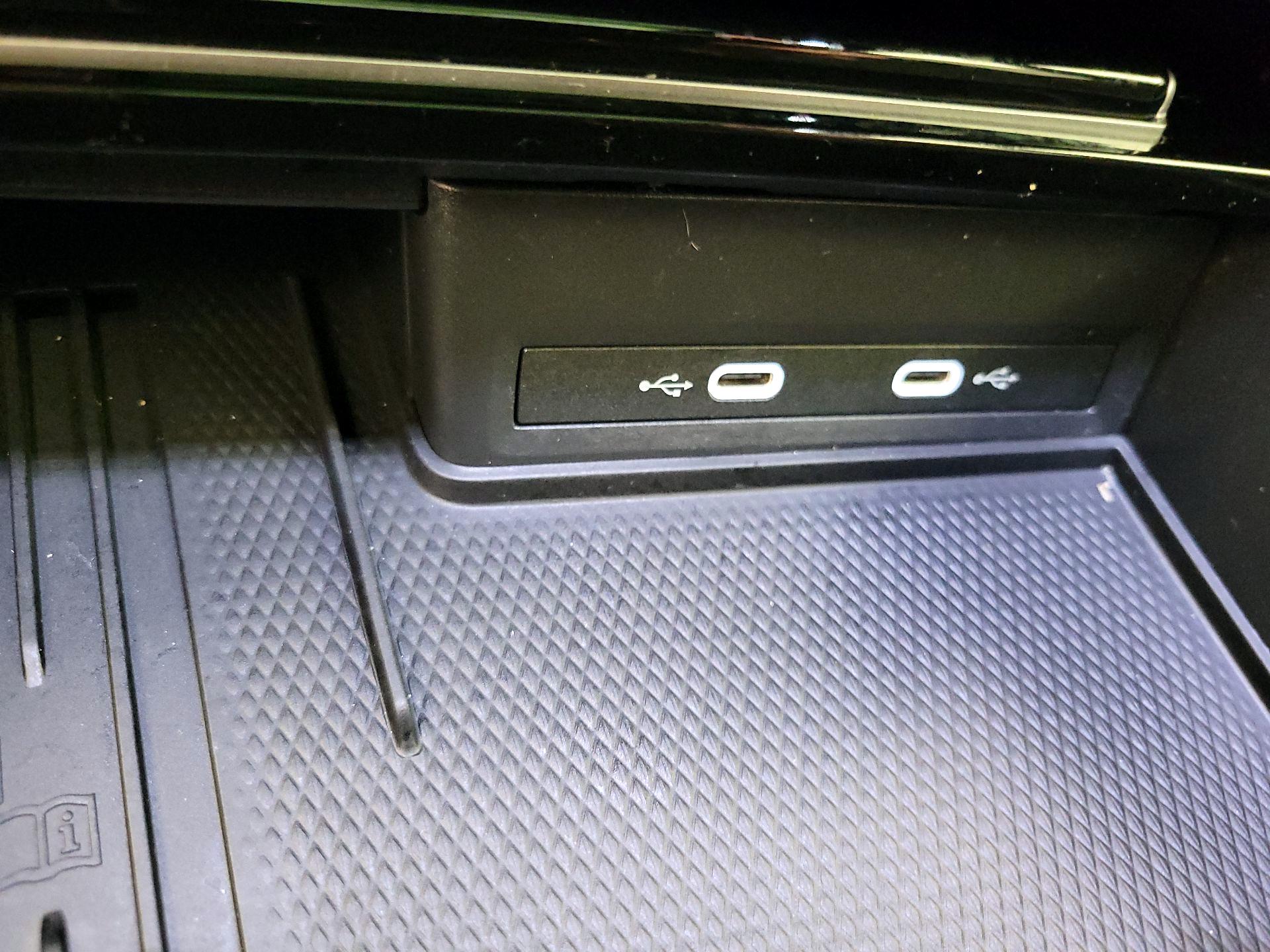 Thumbnail: 2025 Volkswagen Atlas - 18