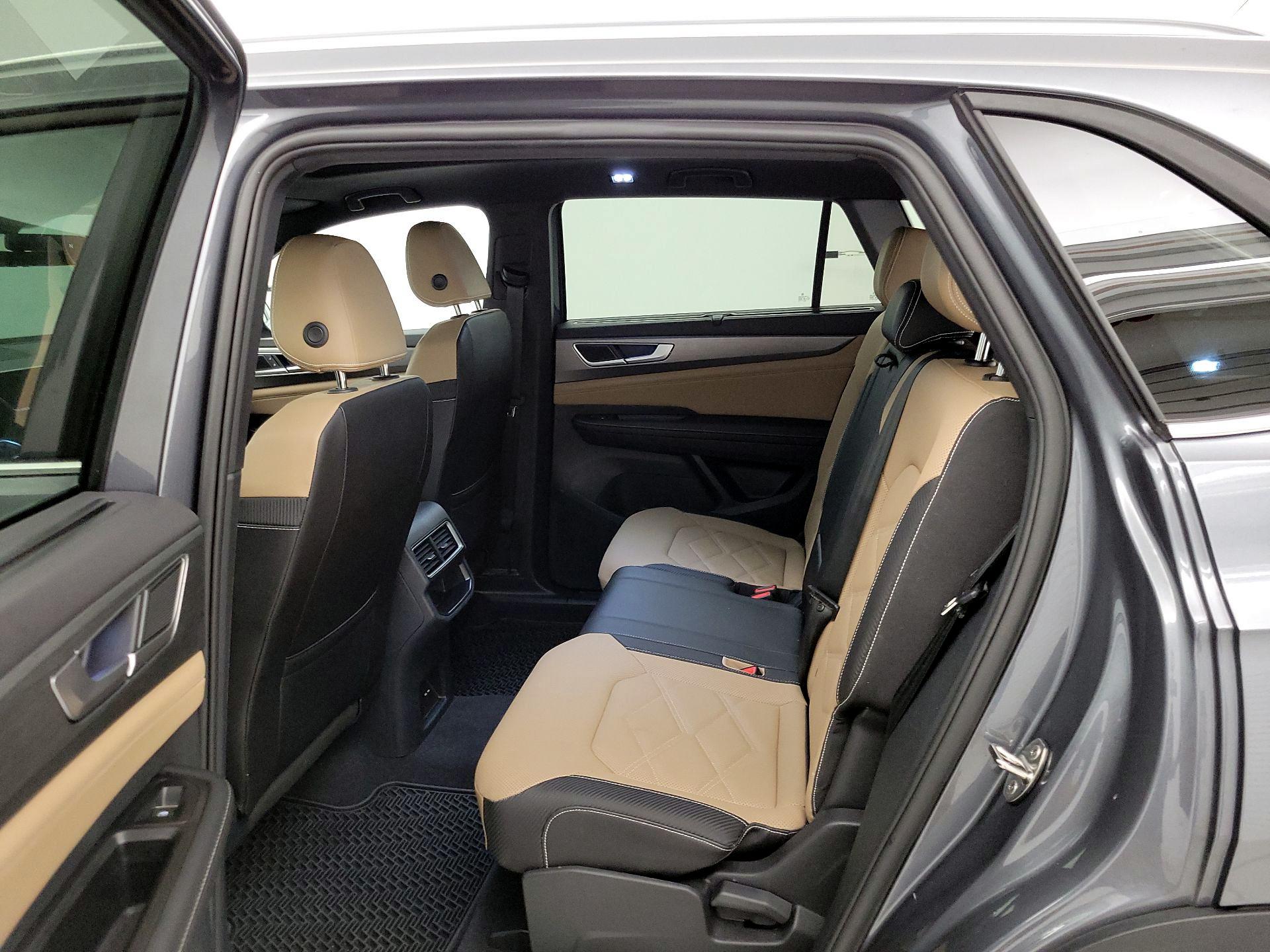 Thumbnail: 2025 Volkswagen Atlas - 20