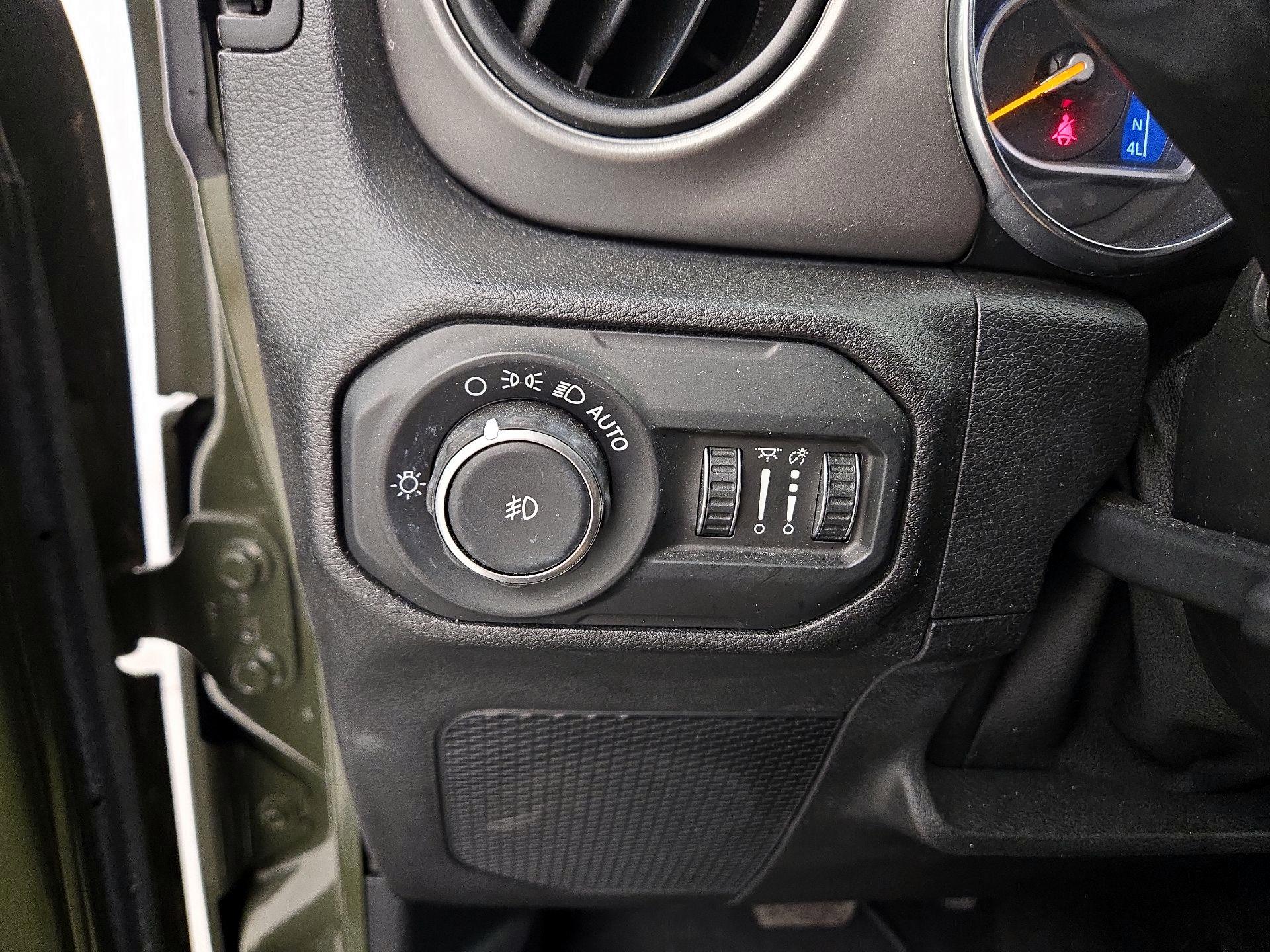 Thumbnail: 2021 Jeep Wrangler - 13