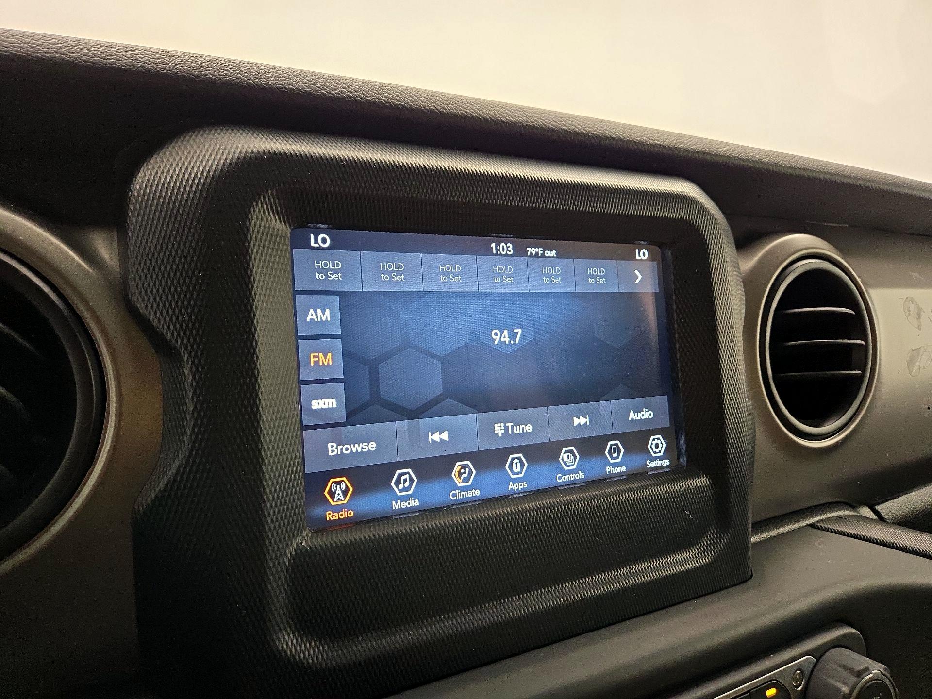Thumbnail: 2021 Jeep Wrangler - 15