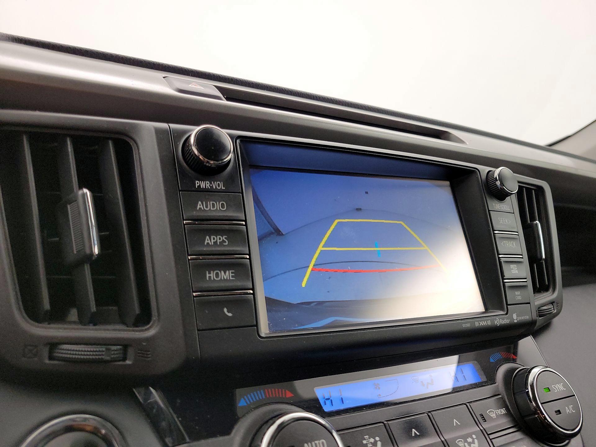 Thumbnail: 2018 Toyota RAV4 - 15