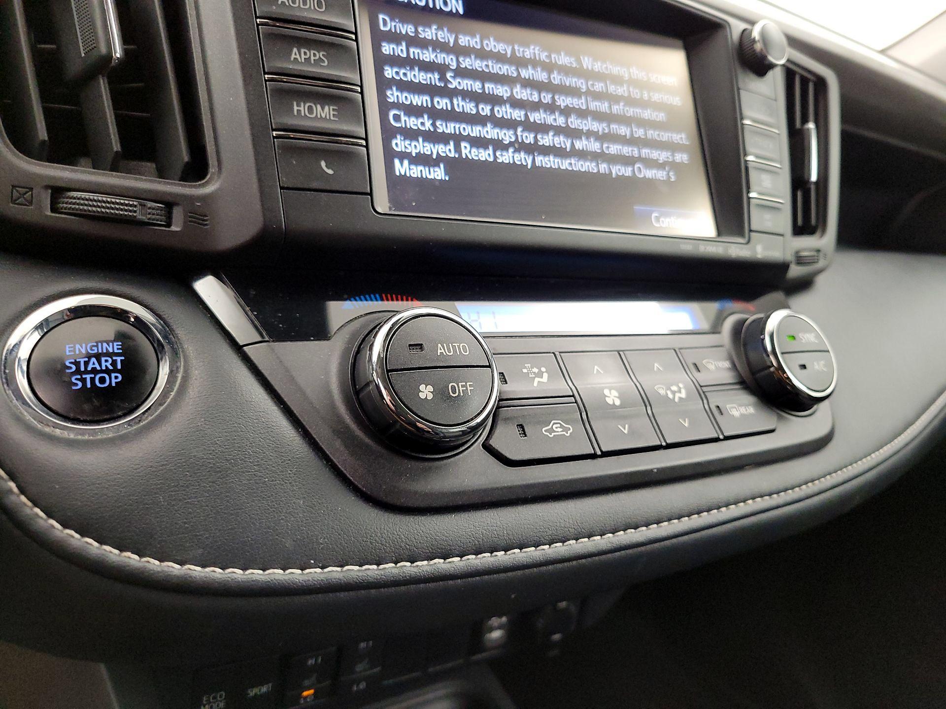 Thumbnail: 2018 Toyota RAV4 - 17