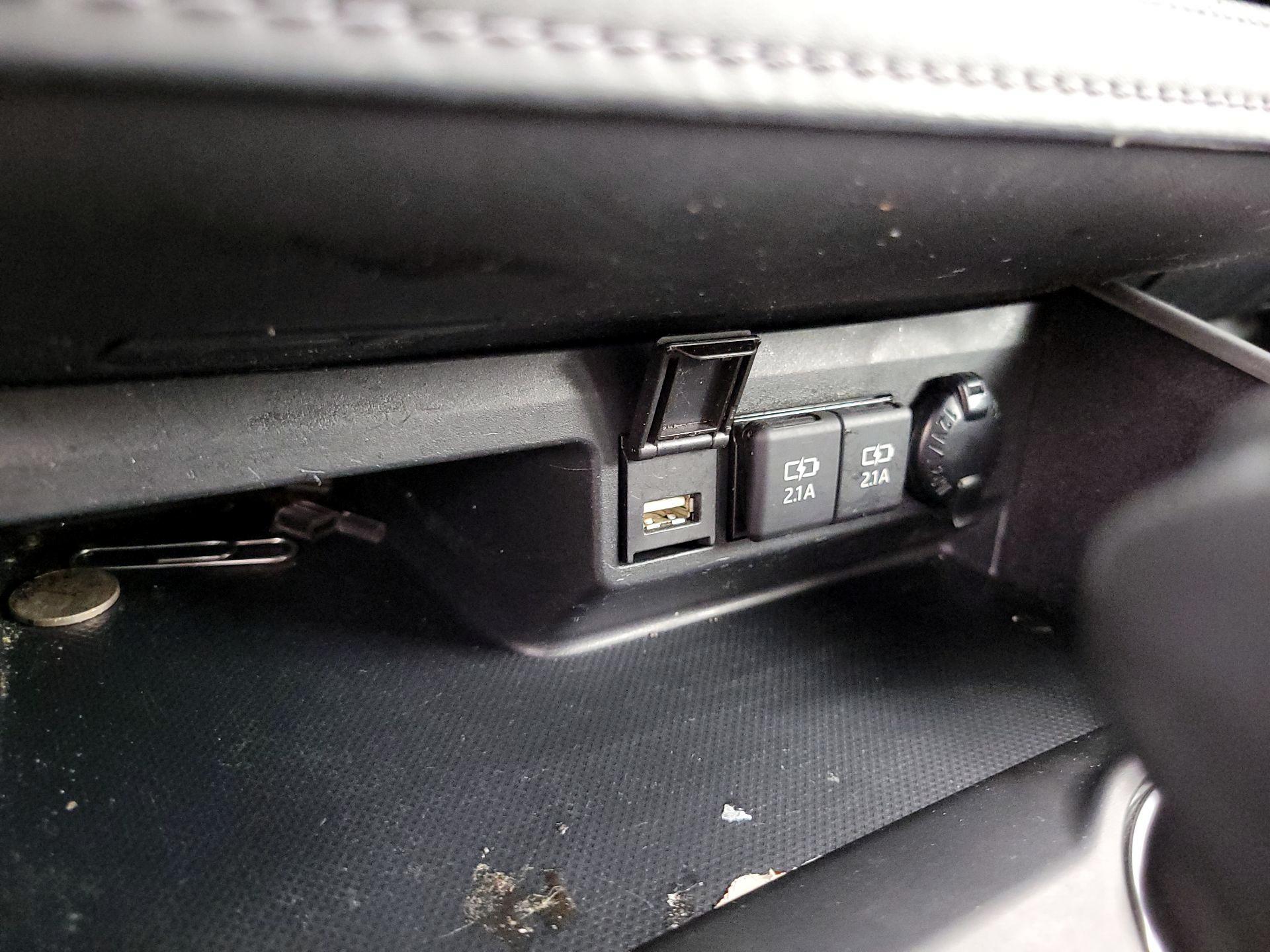 Thumbnail: 2020 Toyota Highlander - 19