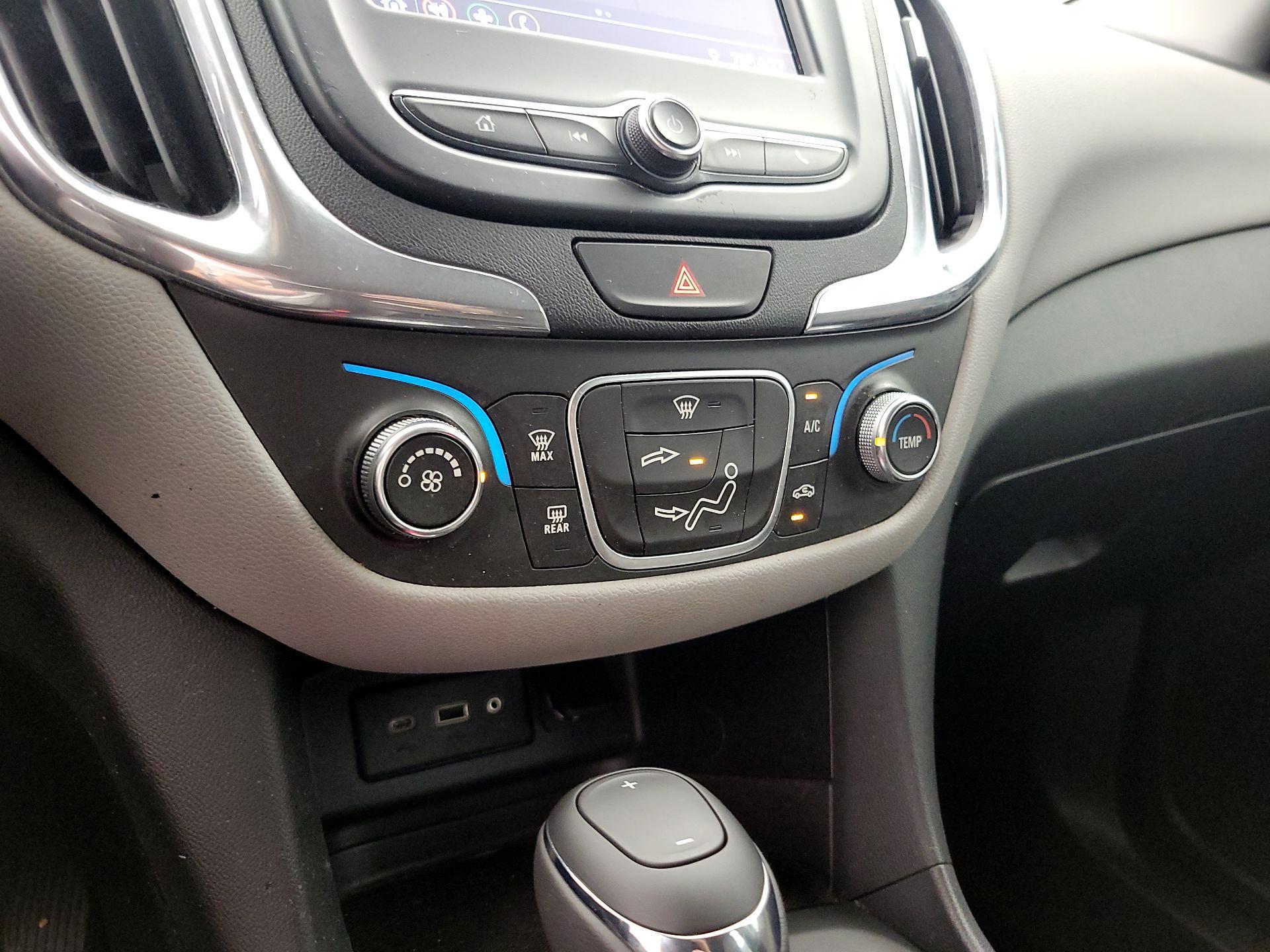 Thumbnail: 2019 Chevrolet Equinox - 15