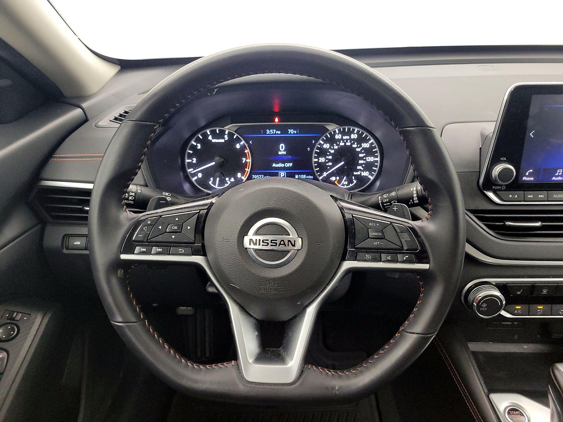 Thumbnail: 2021 Nissan Altima - 10