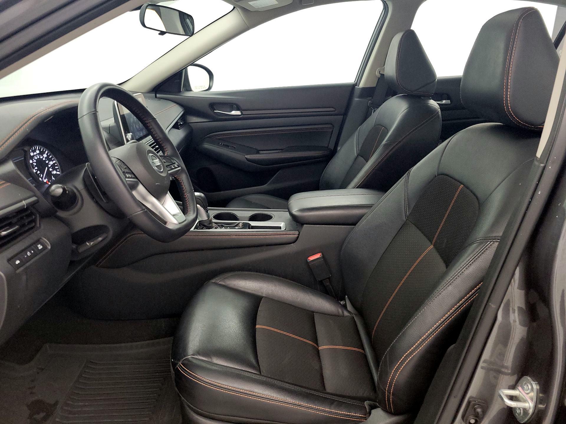 Thumbnail: 2021 Nissan Altima - 11