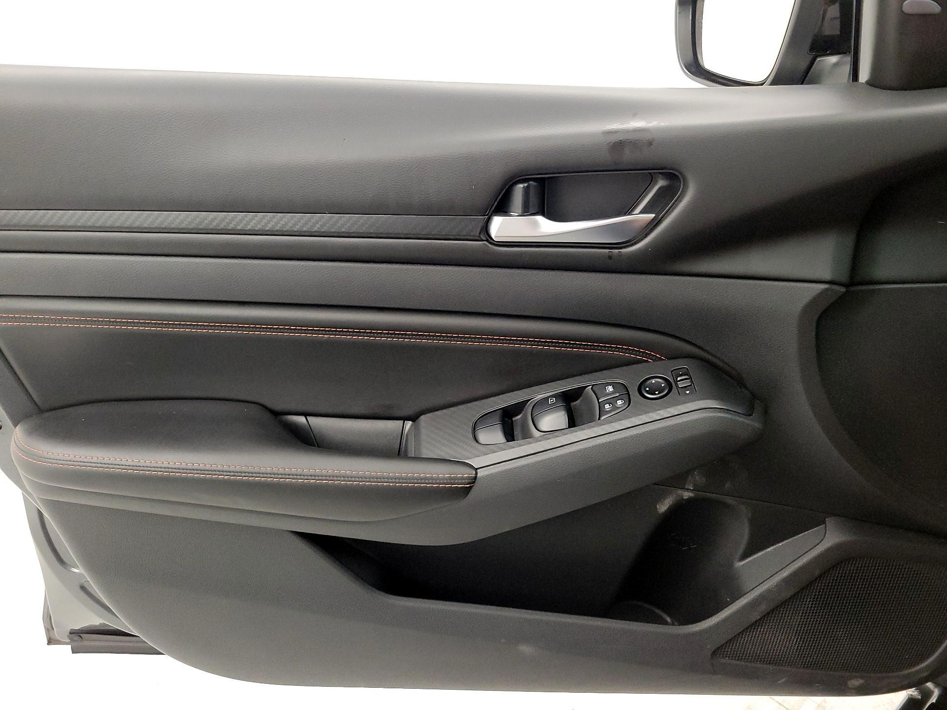 Thumbnail: 2021 Nissan Altima - 12