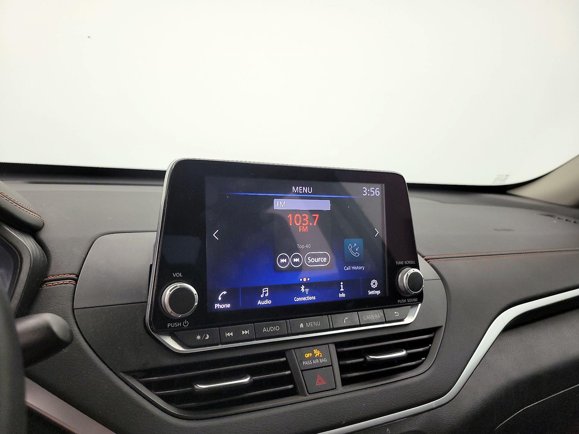 Thumbnail: 2021 Nissan Altima - 15