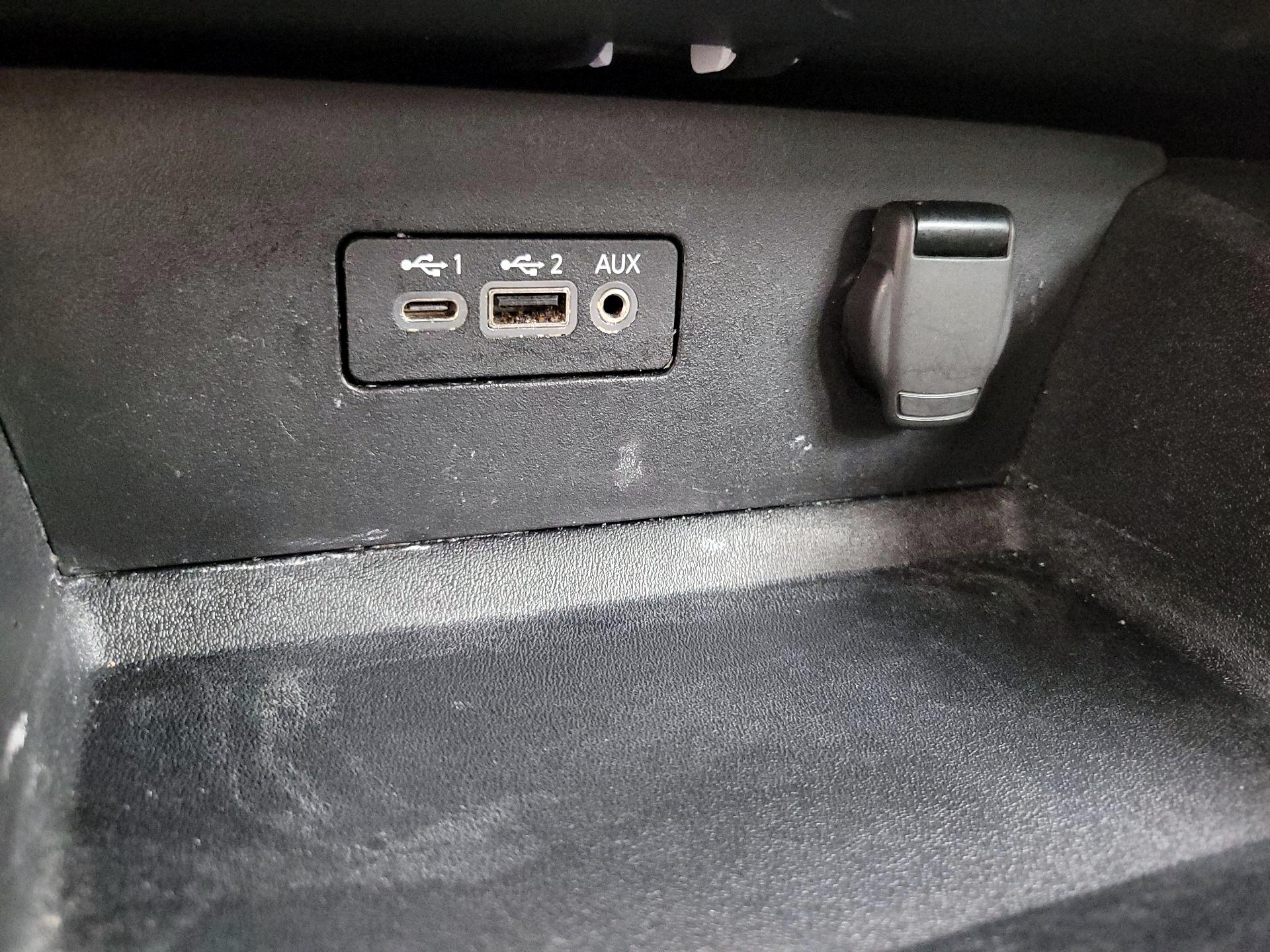 Thumbnail: 2021 Nissan Altima - 18