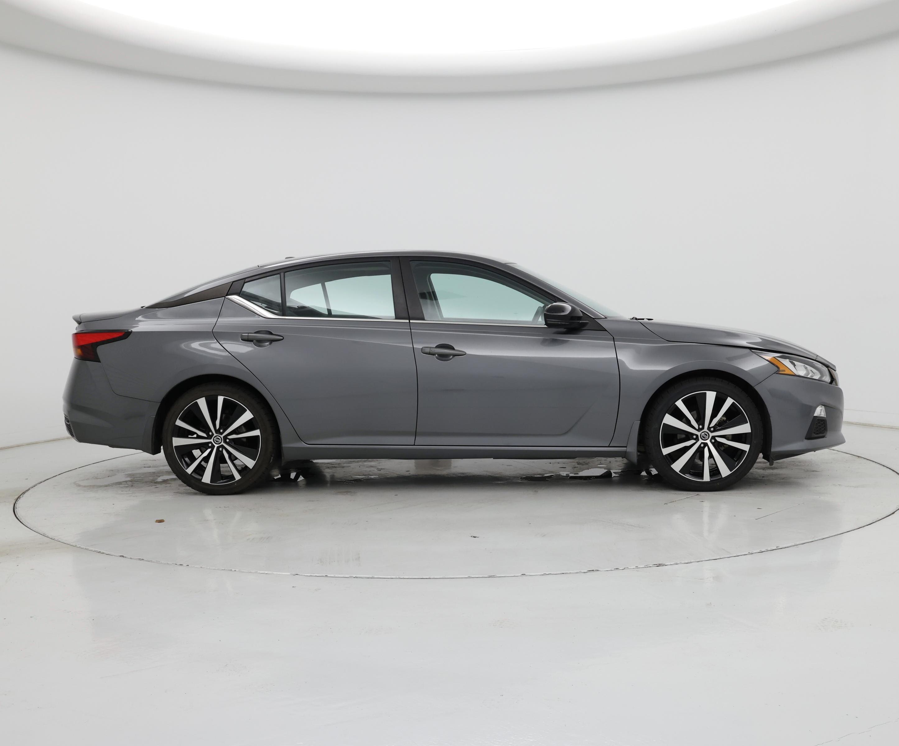 Thumbnail: 2021 Nissan Altima - 7