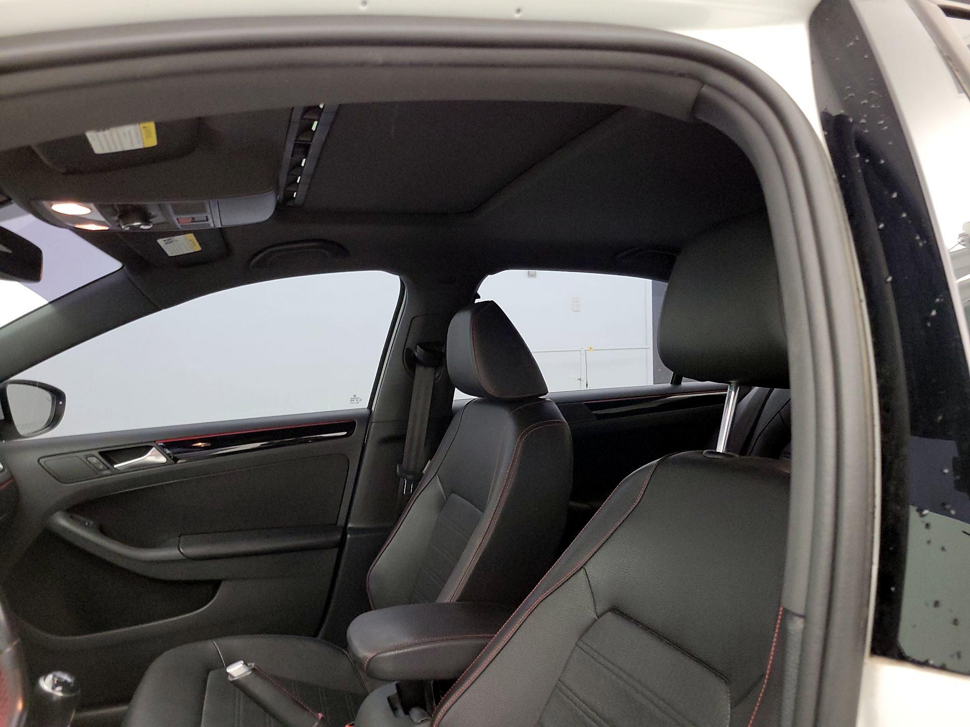 Thumbnail: 2017 Volkswagen Jetta - 20