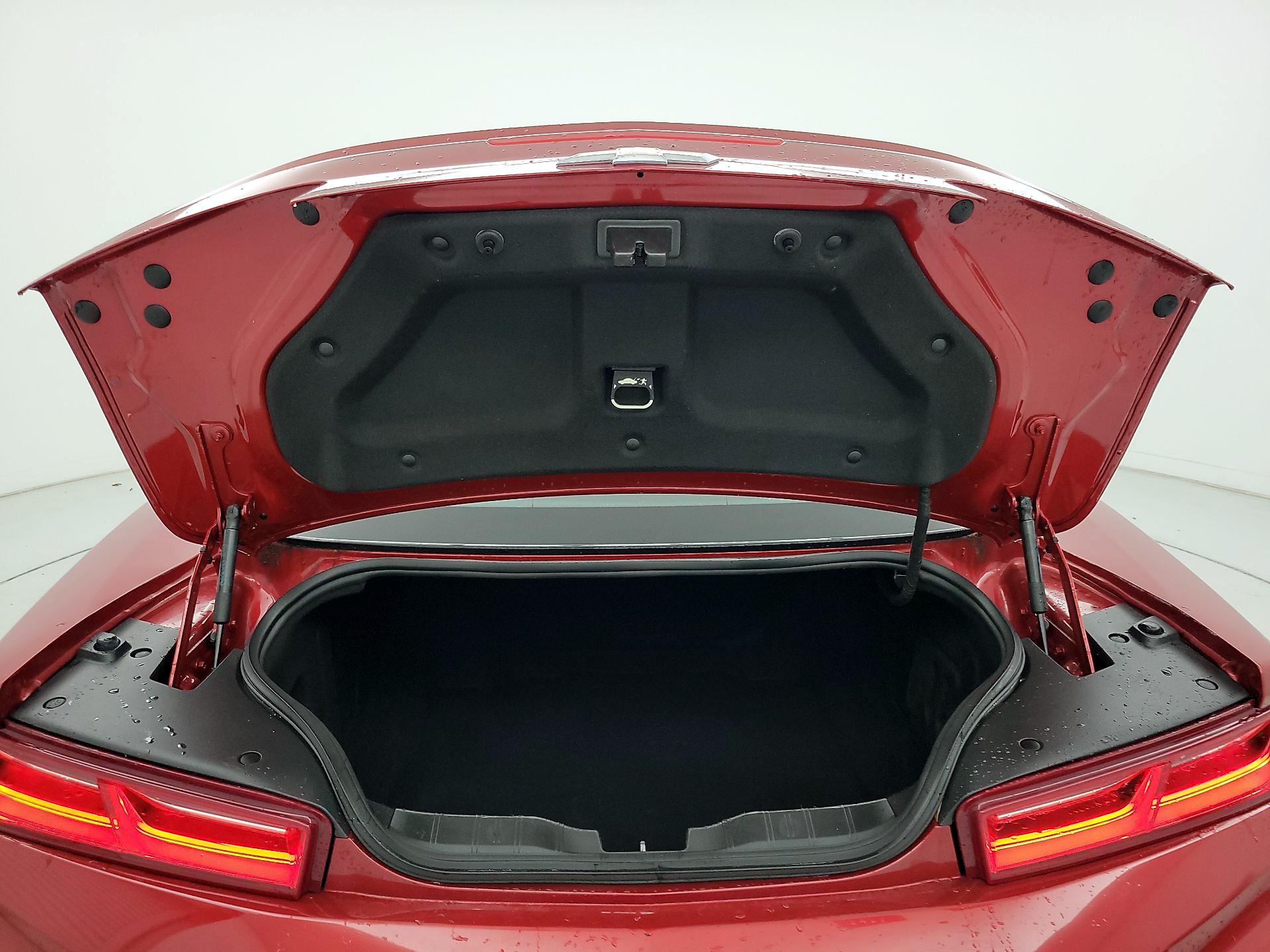 Thumbnail: 2017 Chevrolet Camaro - 19