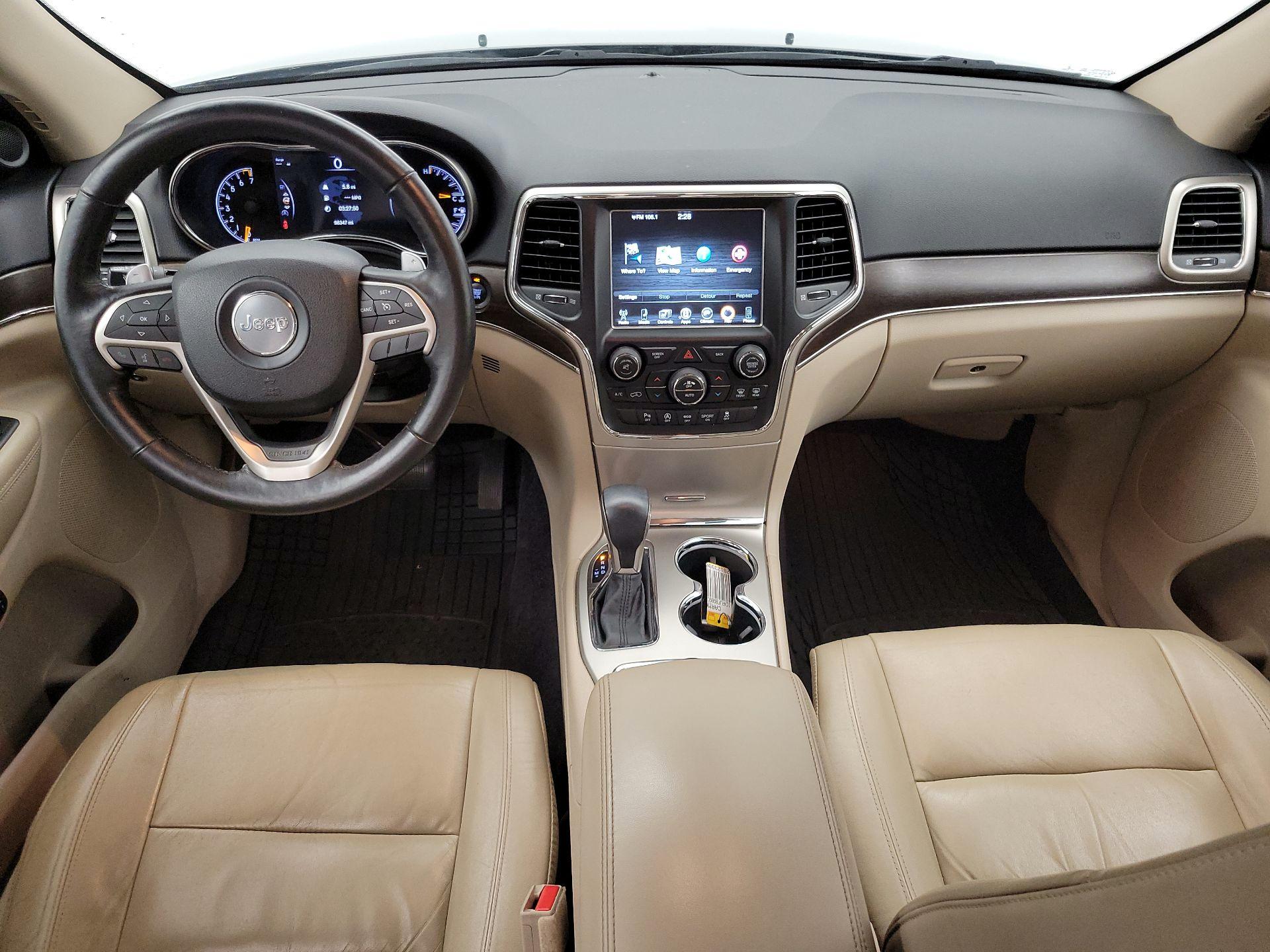 Thumbnail: 2016 Jeep Grand Cherokee - 9