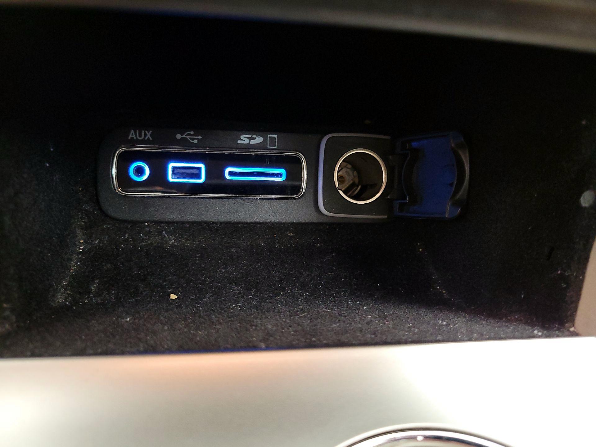 Thumbnail: 2016 Jeep Grand Cherokee - 19