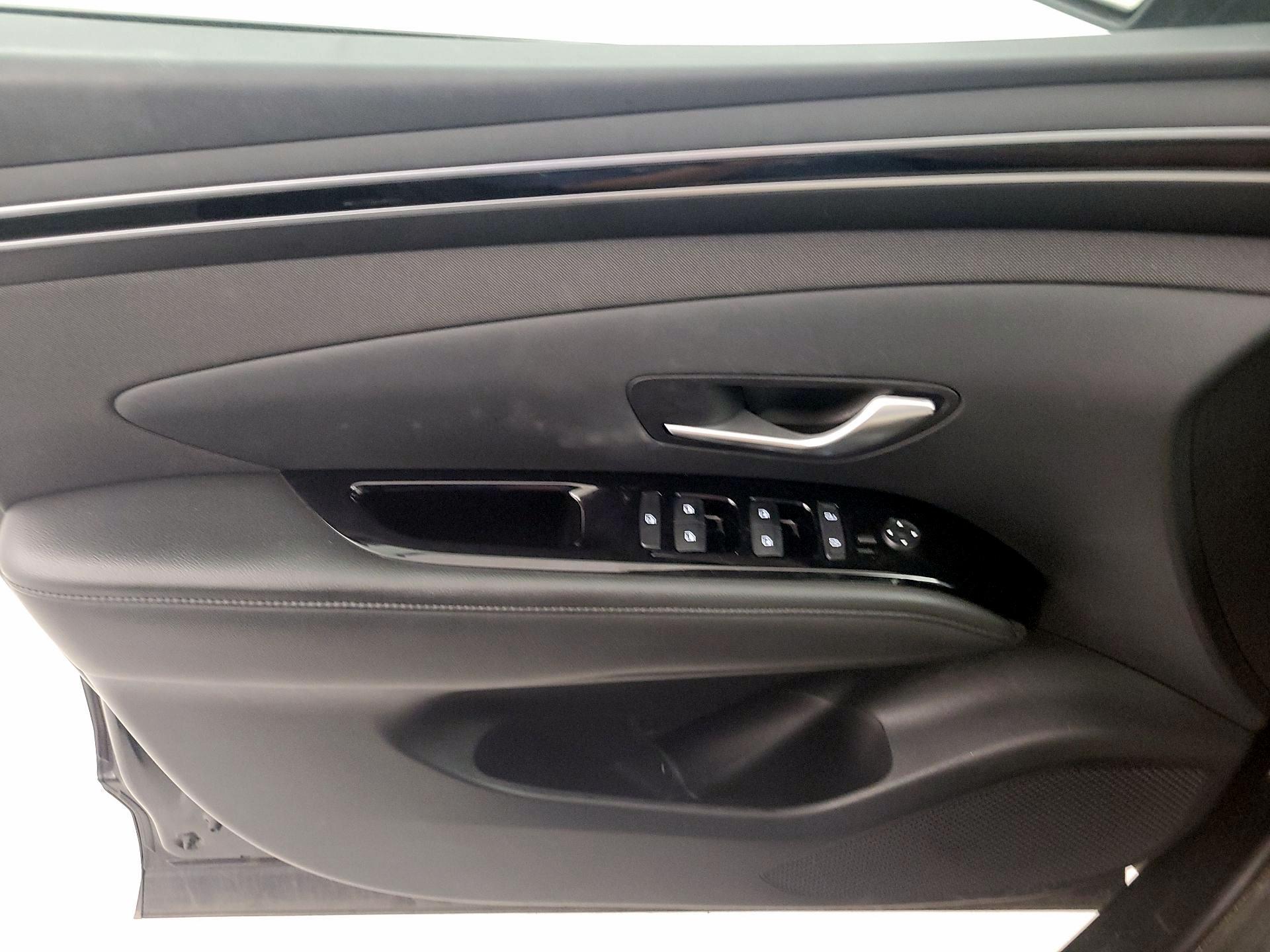 Thumbnail: 2022 Hyundai Tucson - 12