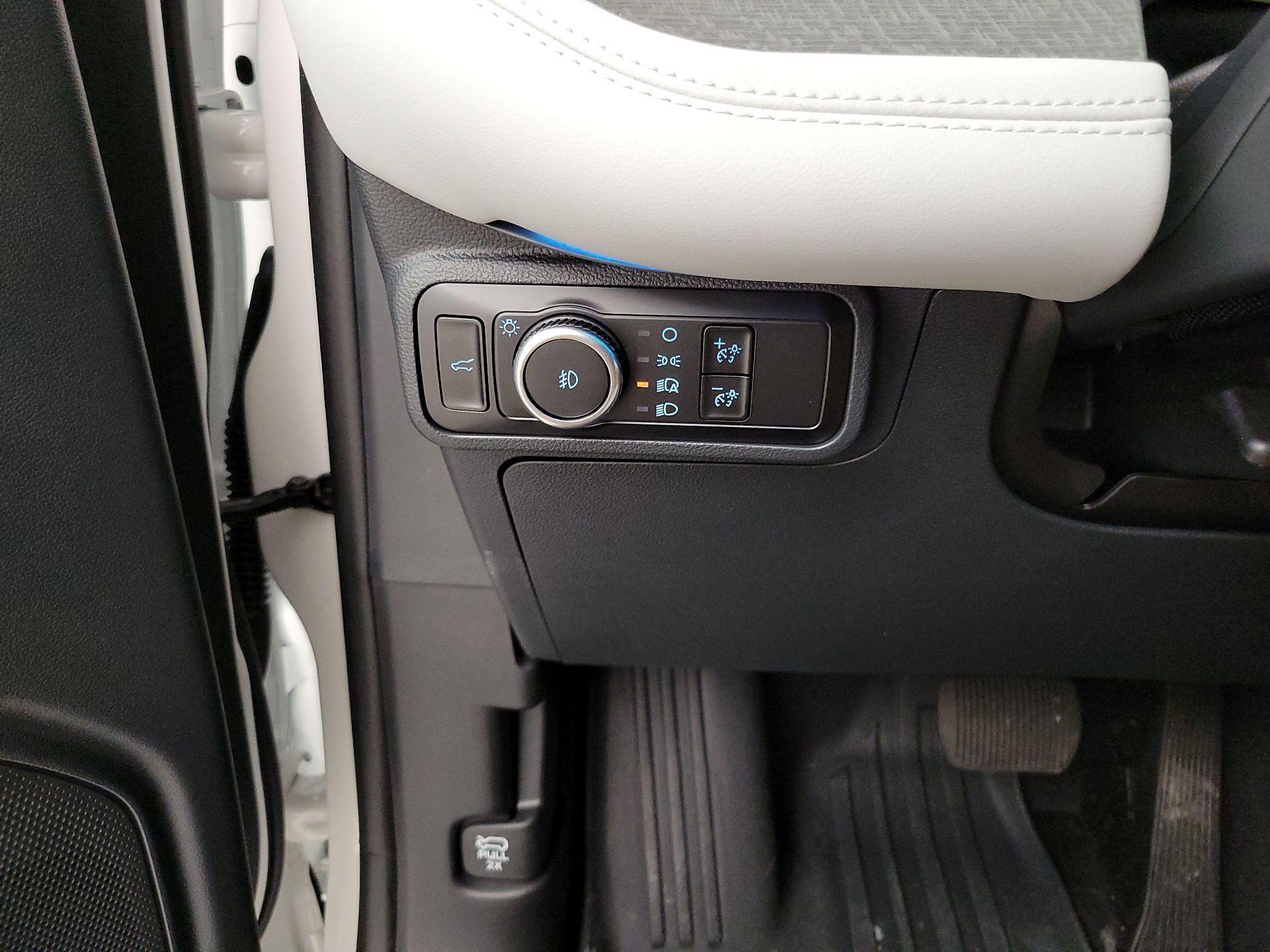 Thumbnail: 2025 Ford Explorer - 13