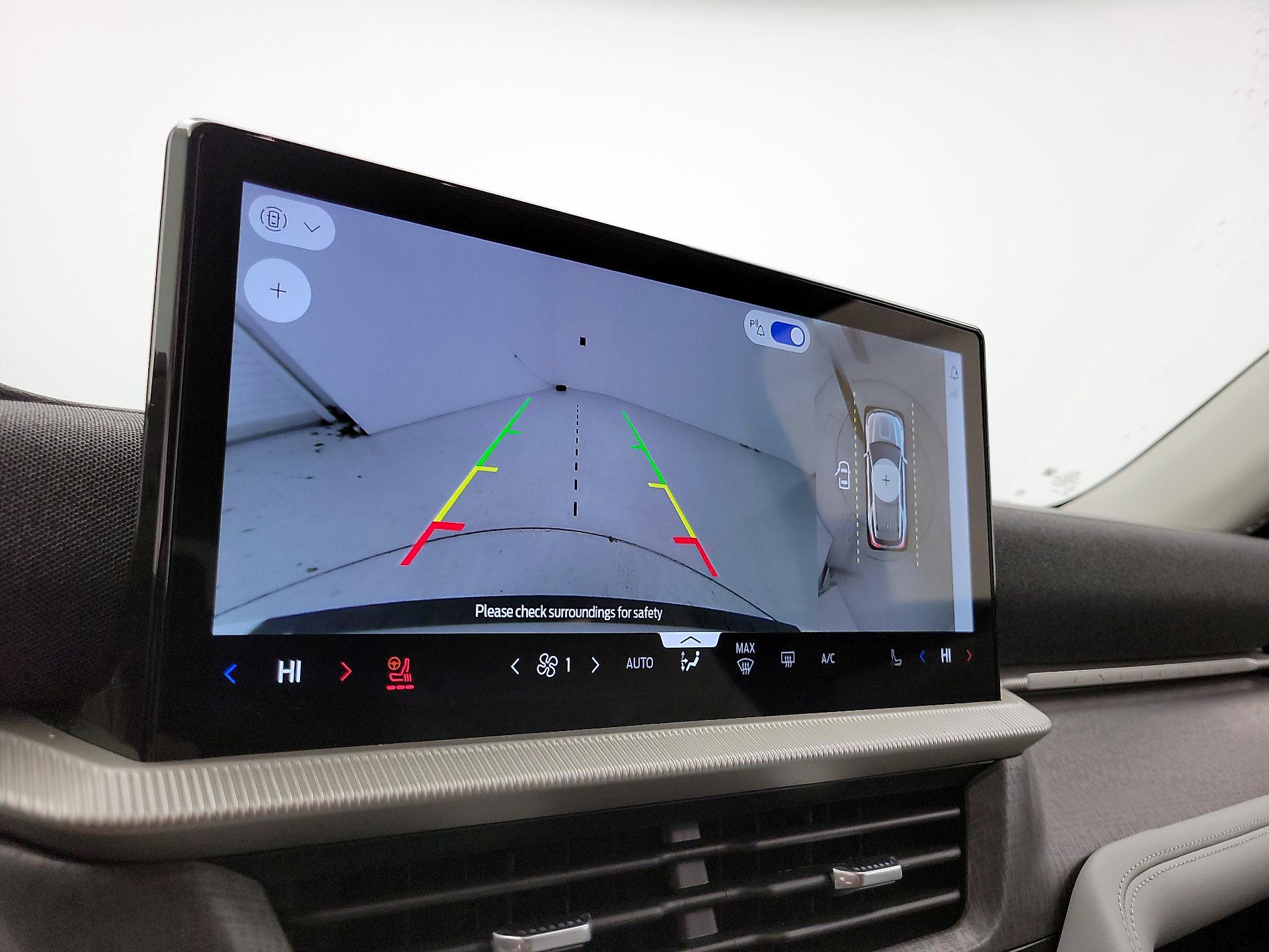 Thumbnail: 2025 Ford Explorer - 14