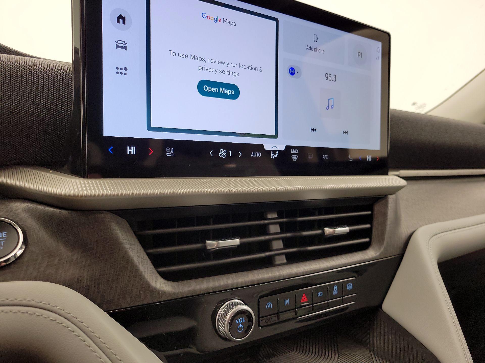 Thumbnail: 2025 Ford Explorer - 16