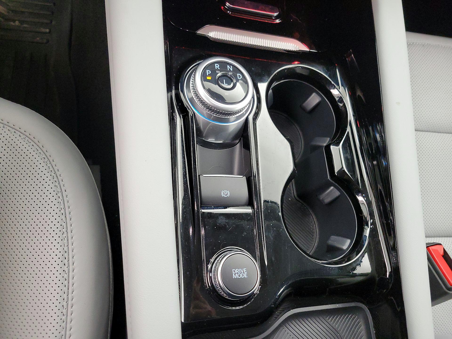 Thumbnail: 2025 Ford Explorer - 17