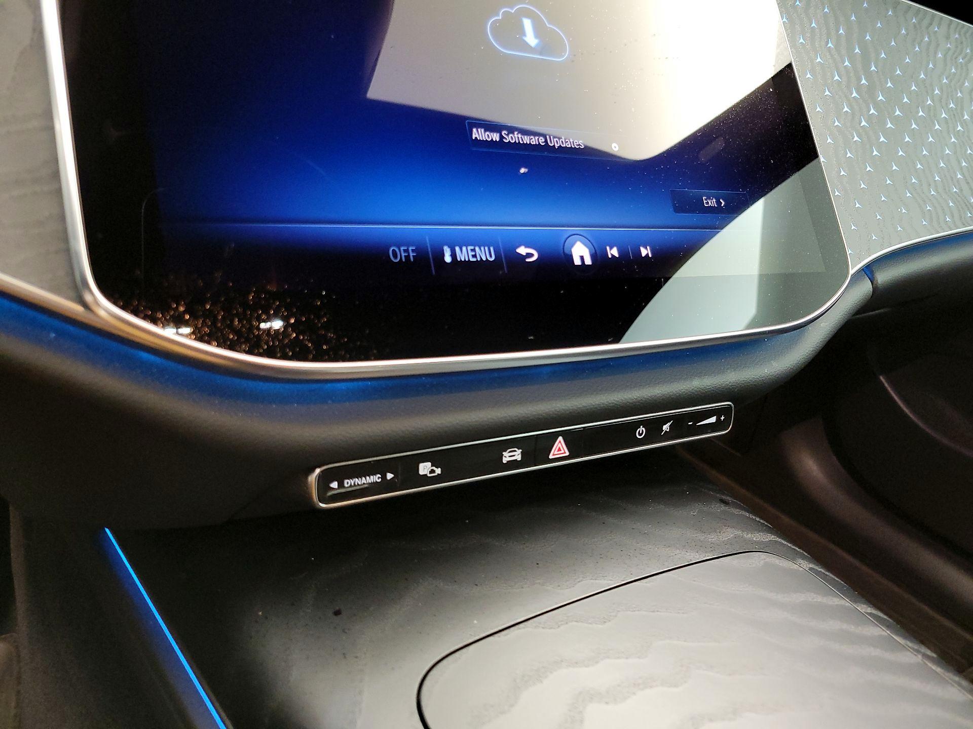 Thumbnail: 2024 Mercedes-Benz E-Class - 17