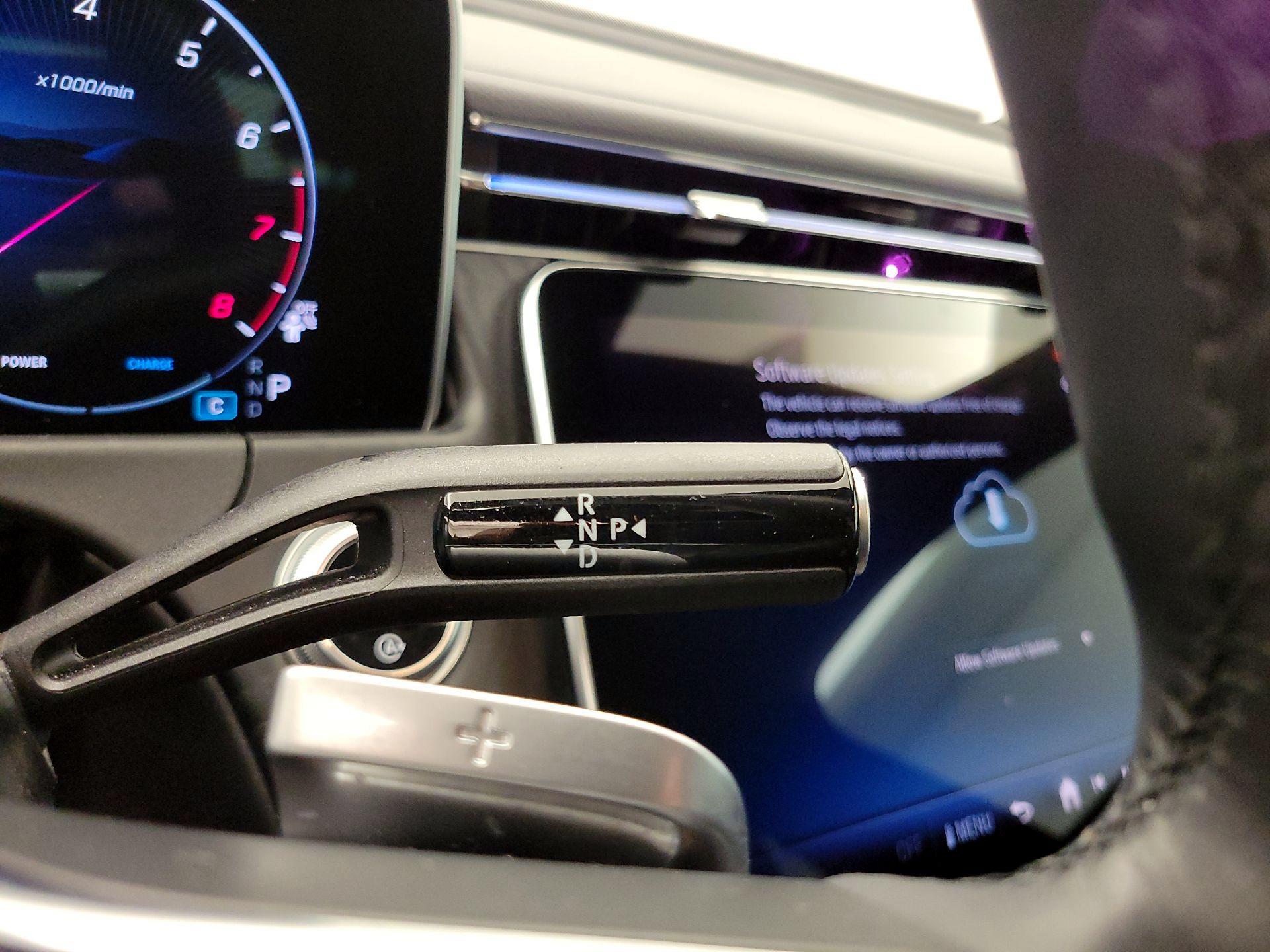 Thumbnail: 2024 Mercedes-Benz E-Class - 18