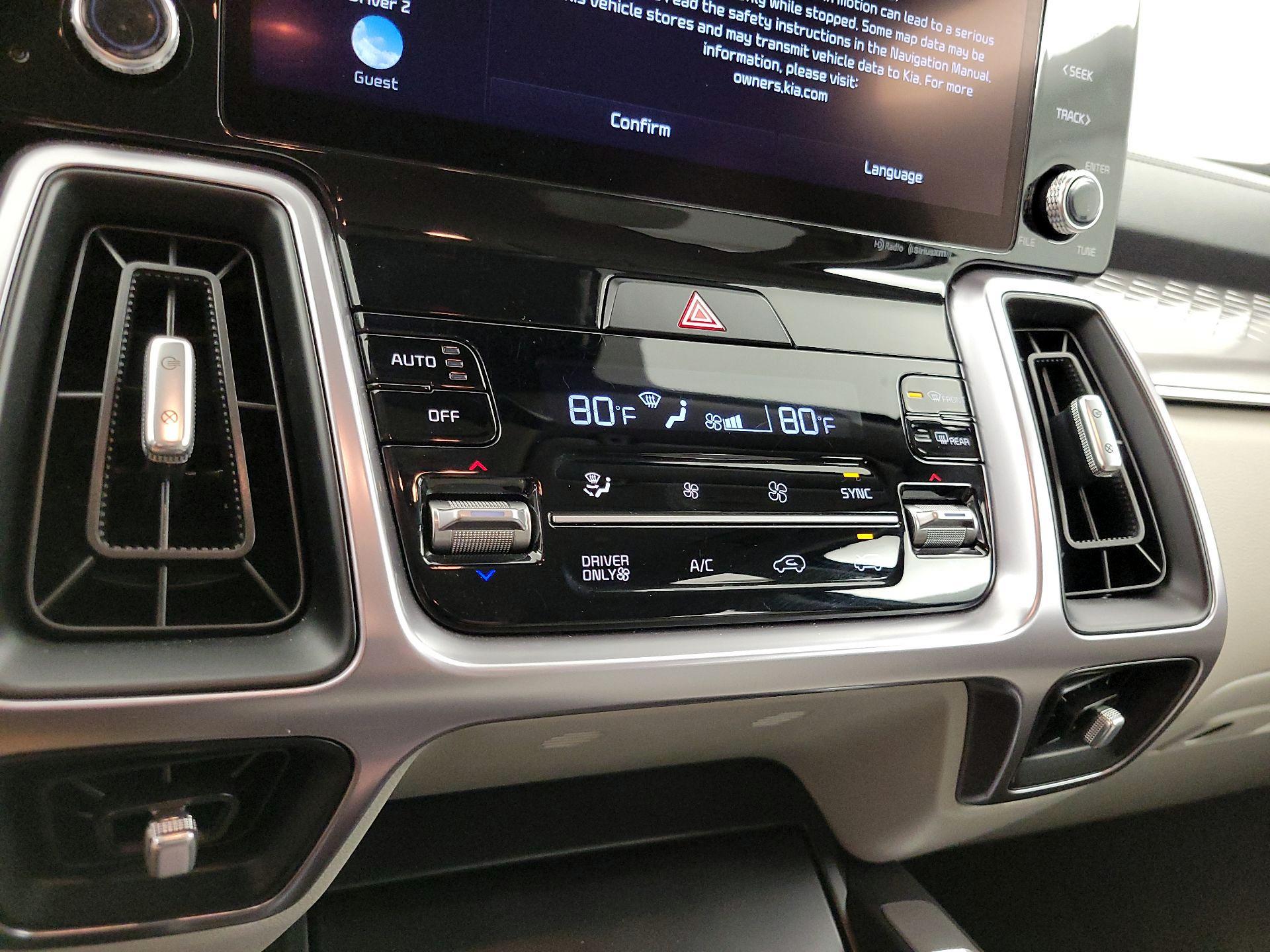 Thumbnail: 2024 Kia Sorento - 17