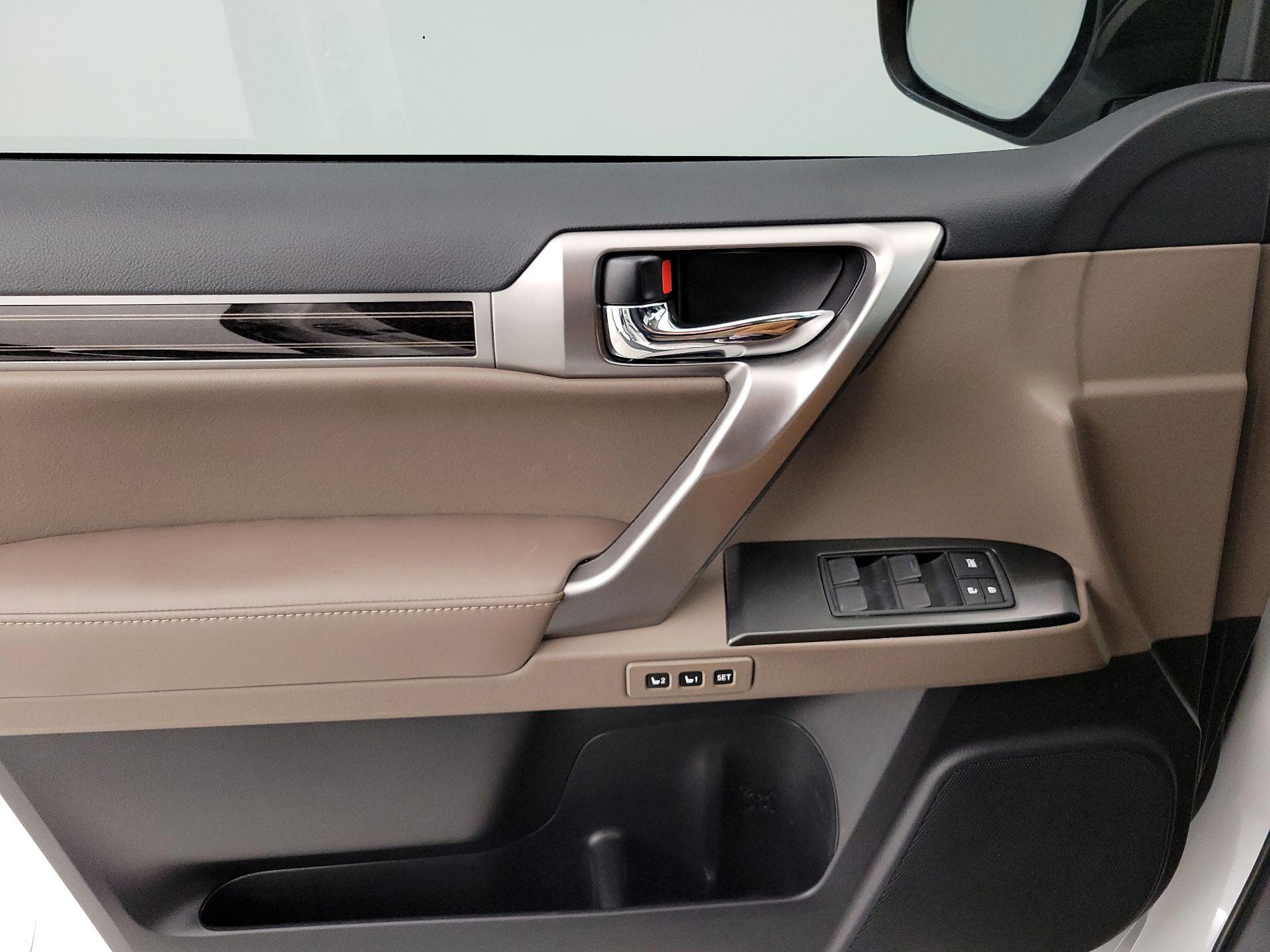 Thumbnail: 2023 Lexus GX - 12