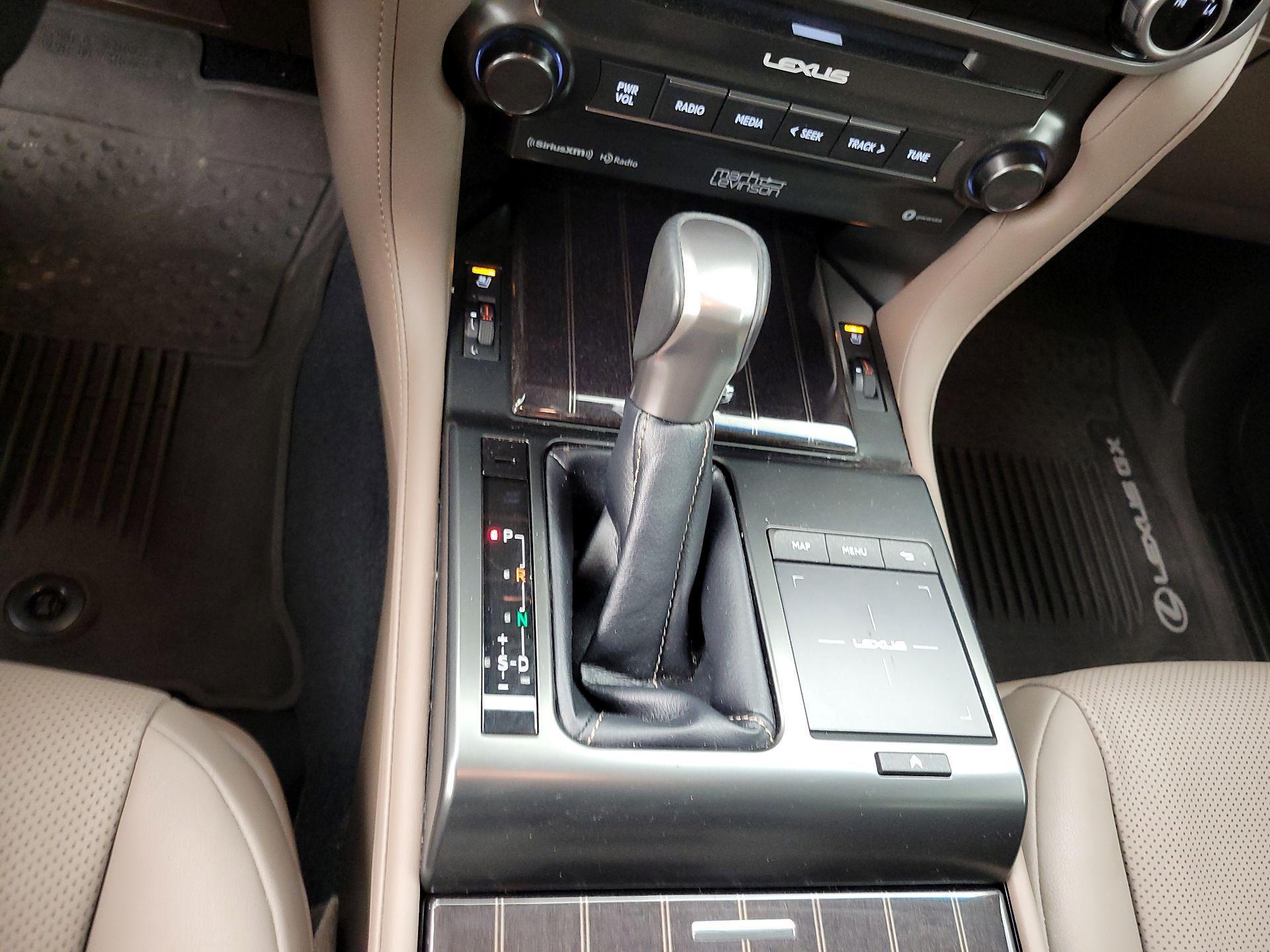 Thumbnail: 2023 Lexus GX - 17