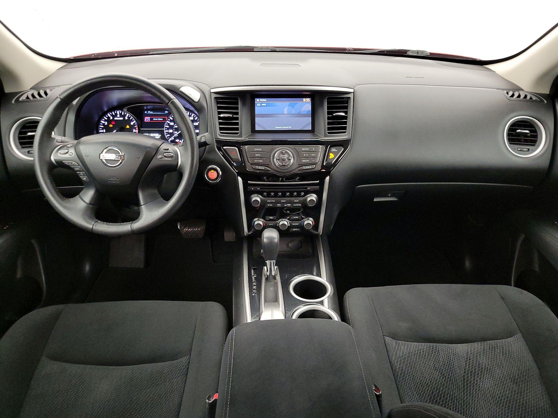 Thumbnail: 2014 Nissan Pathfinder - 9