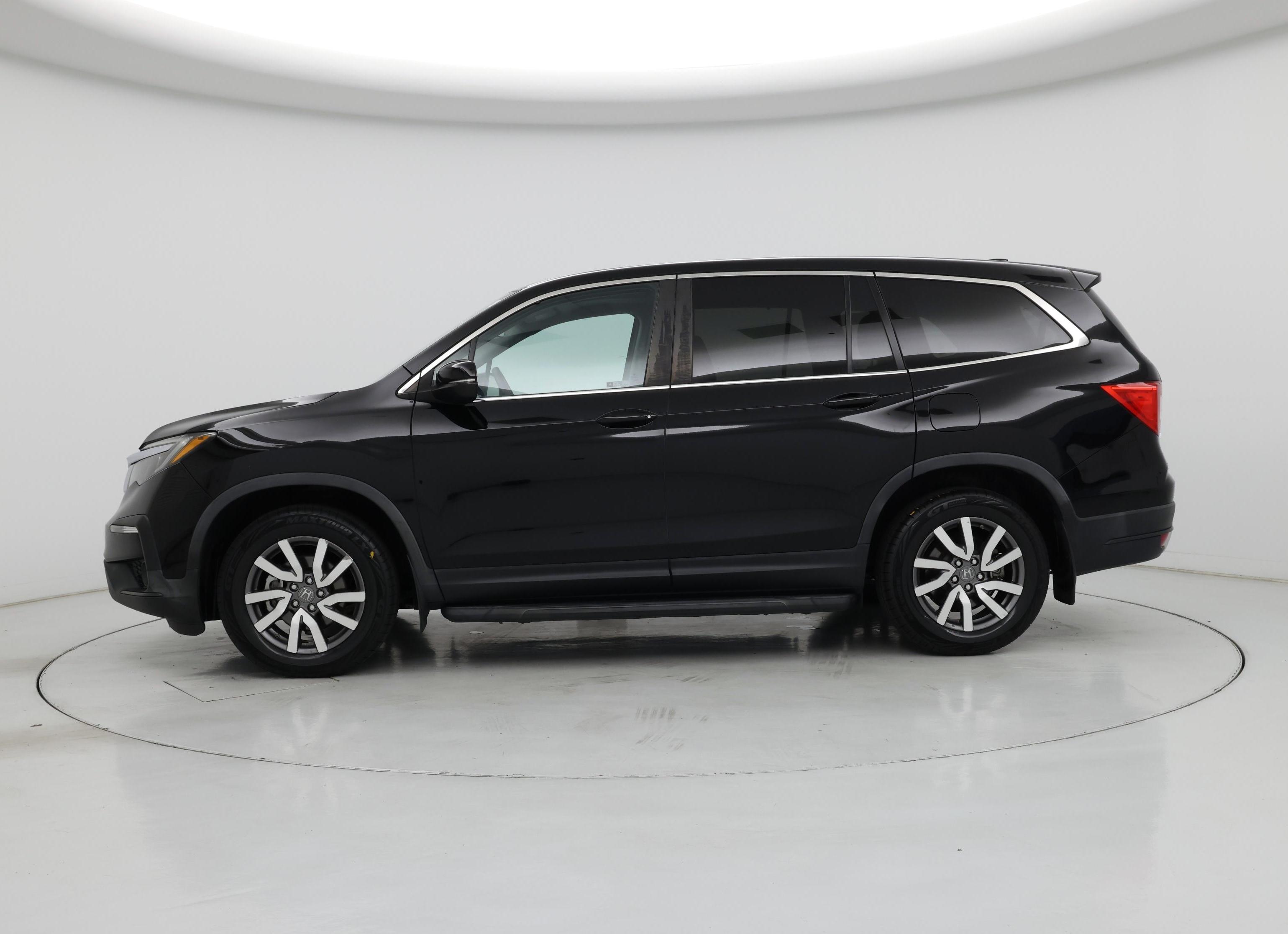 Thumbnail: 2019 Honda Pilot - 3