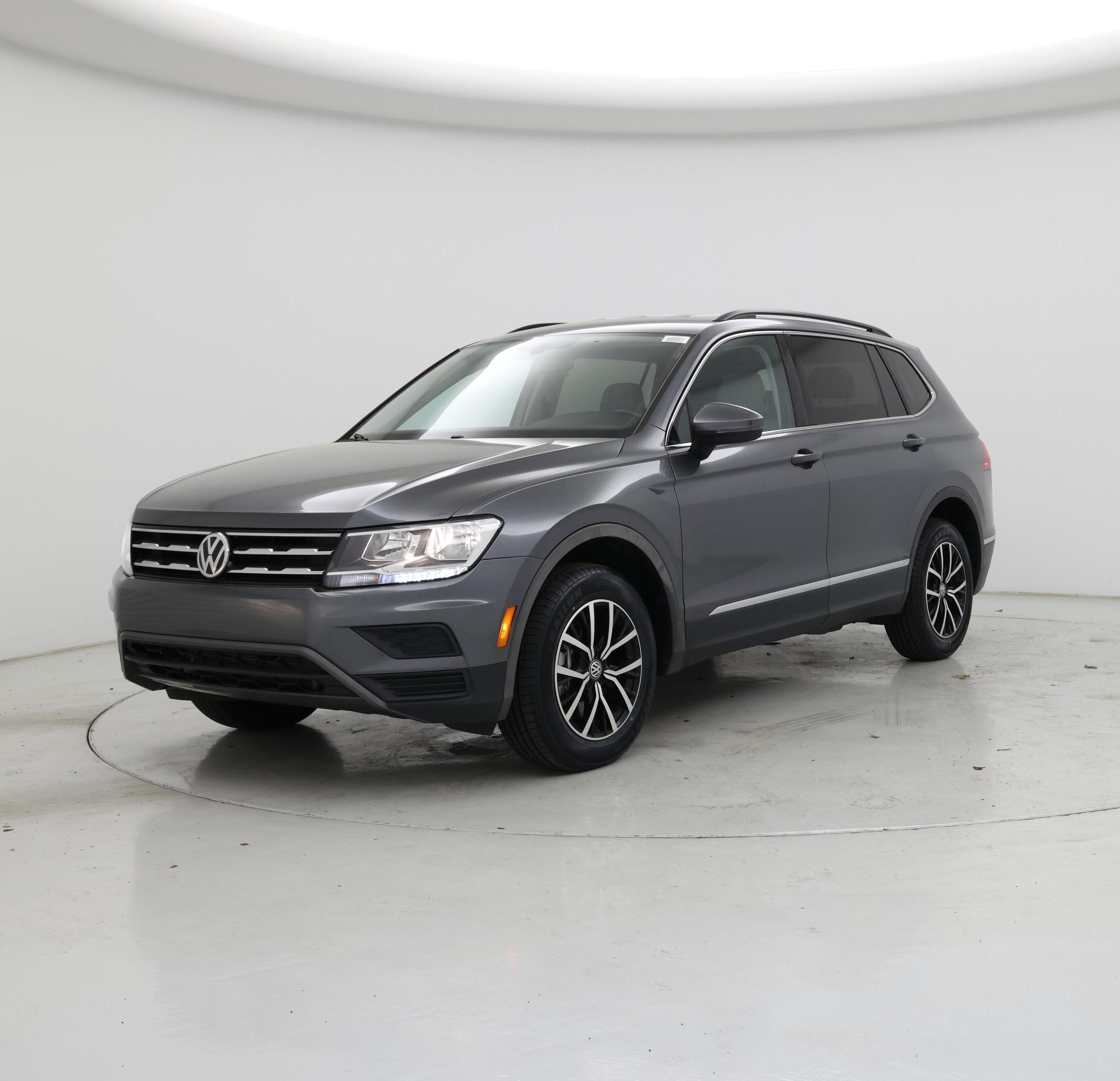 Thumbnail: 2021 Volkswagen Tiguan - 4