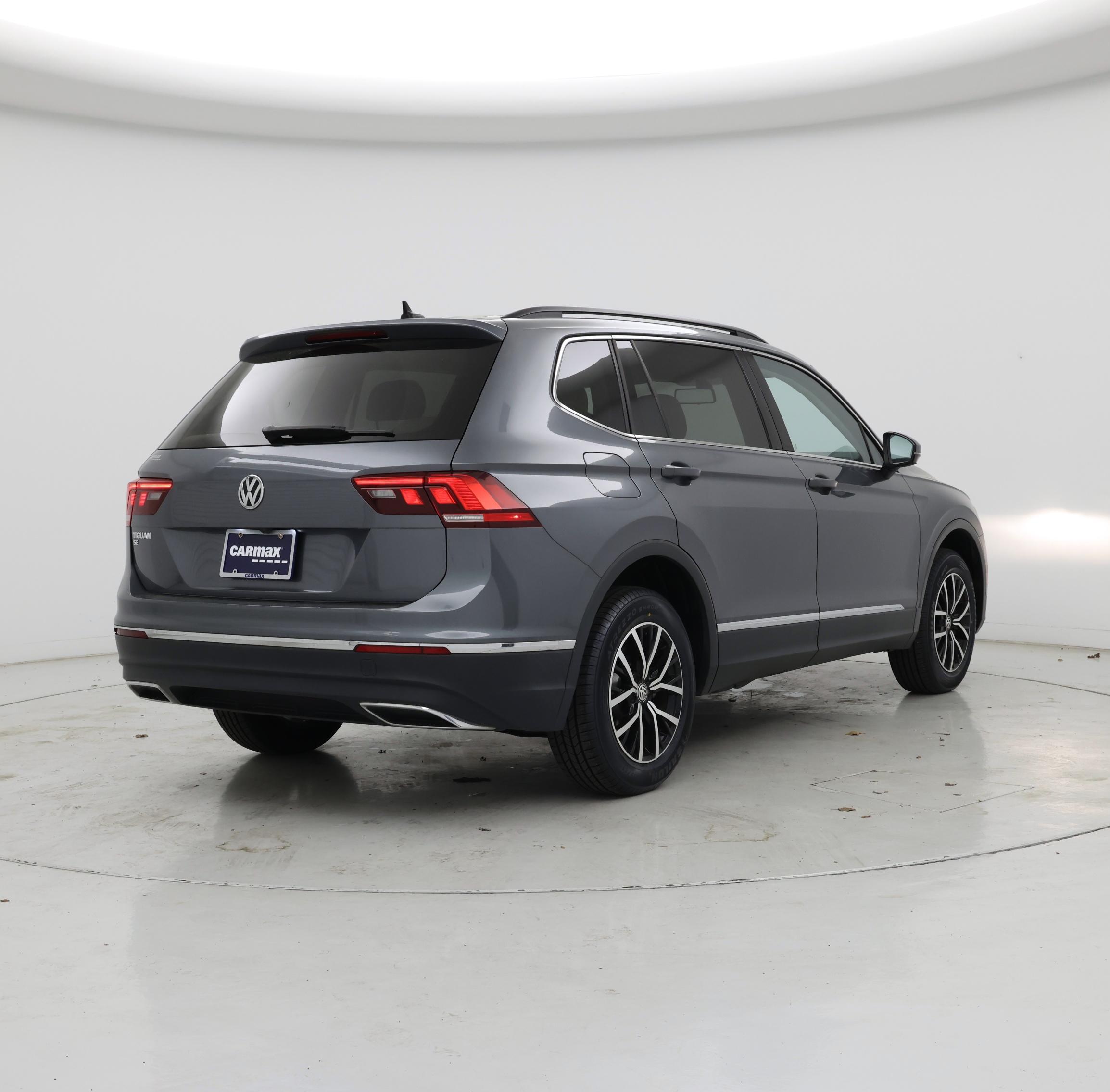 Thumbnail: 2021 Volkswagen Tiguan - 8