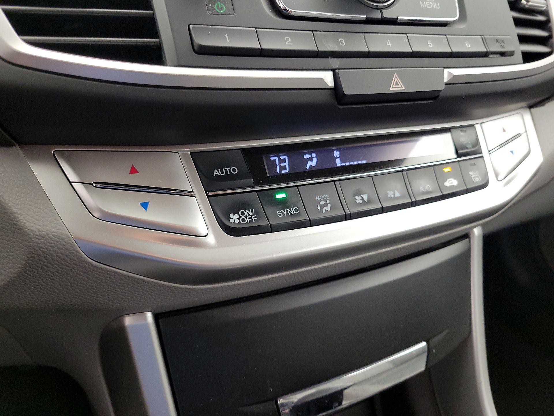 Thumbnail: 2014 Honda Accord - 16