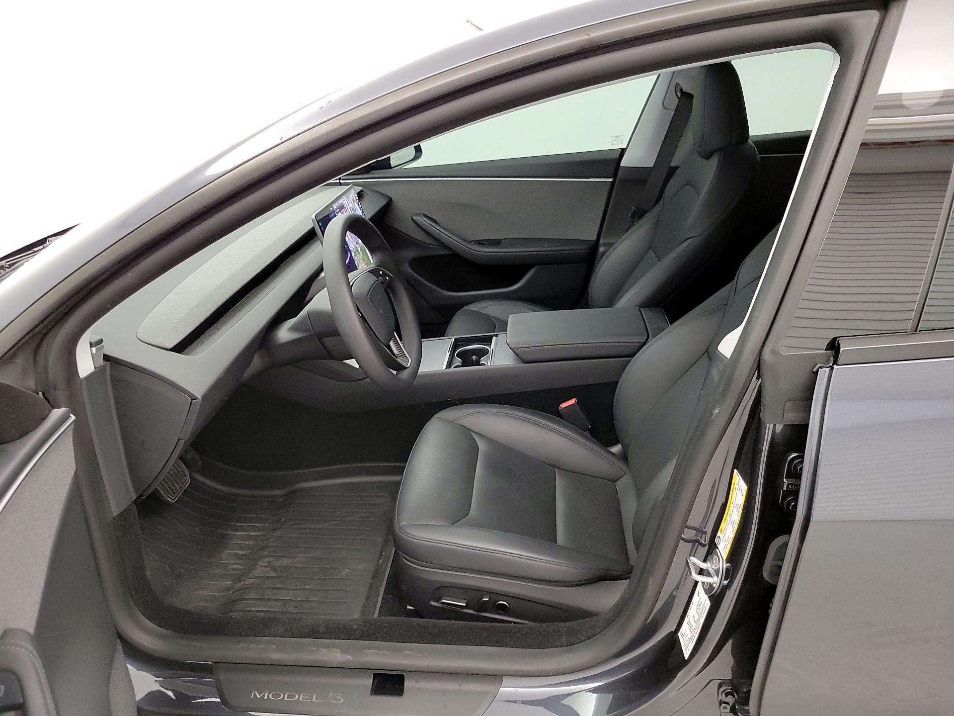 Thumbnail: 2025 Tesla Model 3 - 11