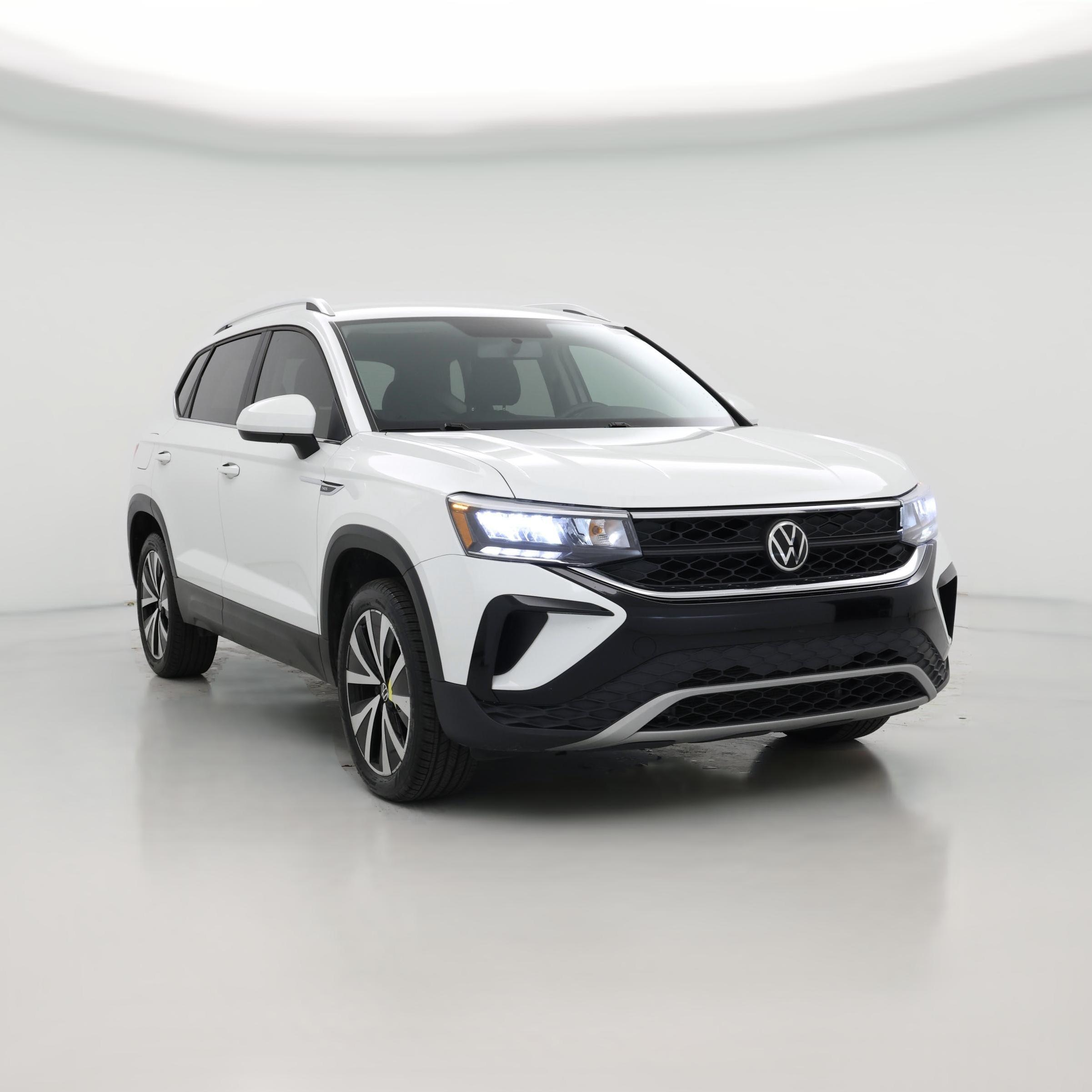 Thumbnail: 2022 Volkswagen Taos - 1