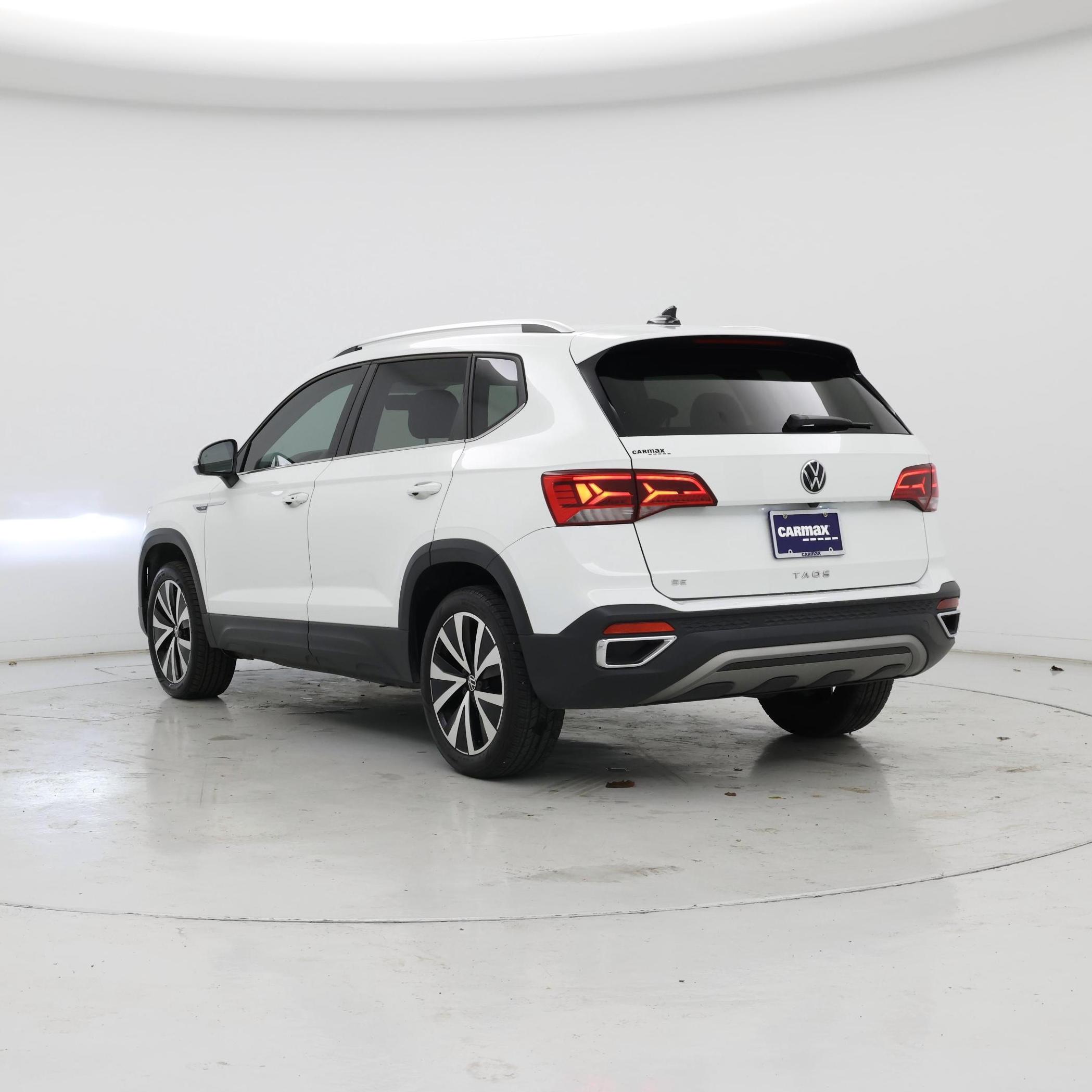 Thumbnail: 2022 Volkswagen Taos - 2