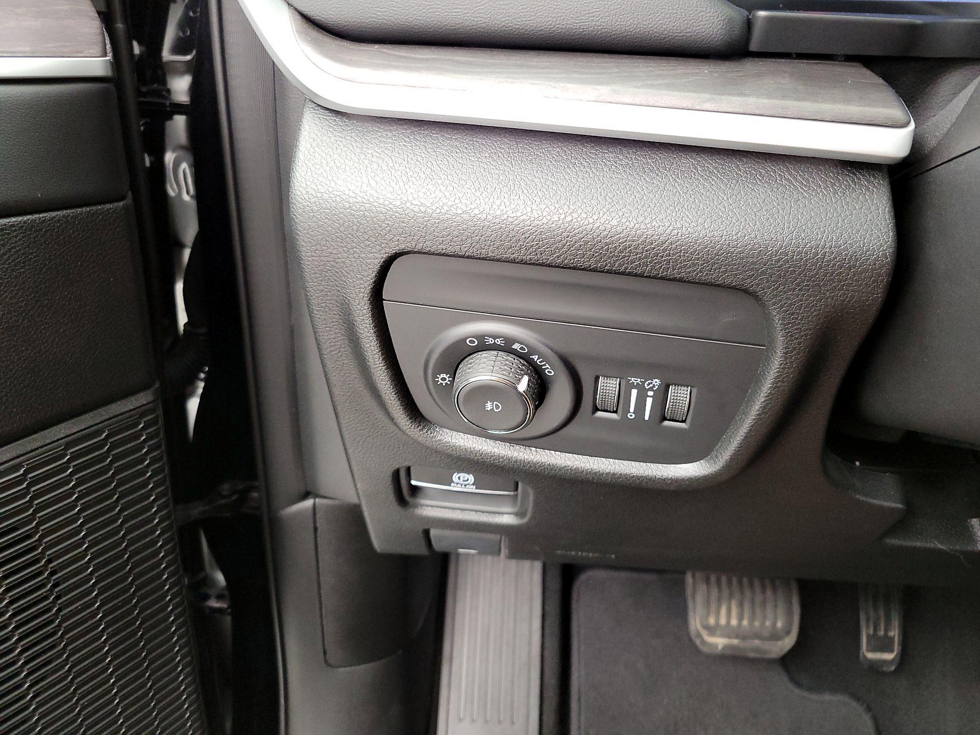 Thumbnail: 2023 Jeep Grand Cherokee - 13