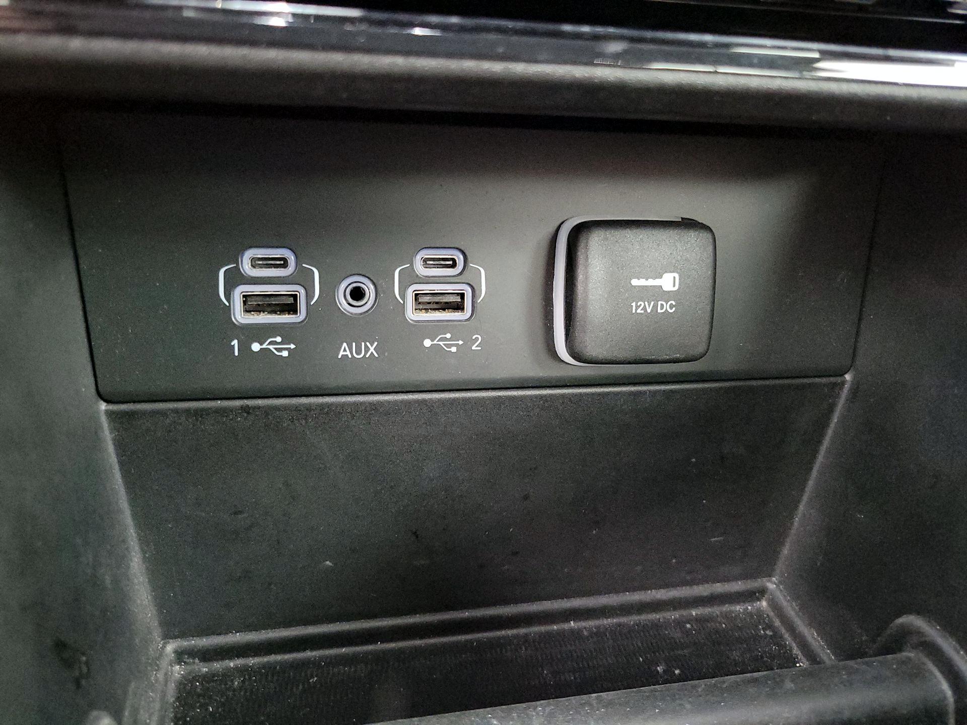 Thumbnail: 2023 Jeep Grand Cherokee - 19