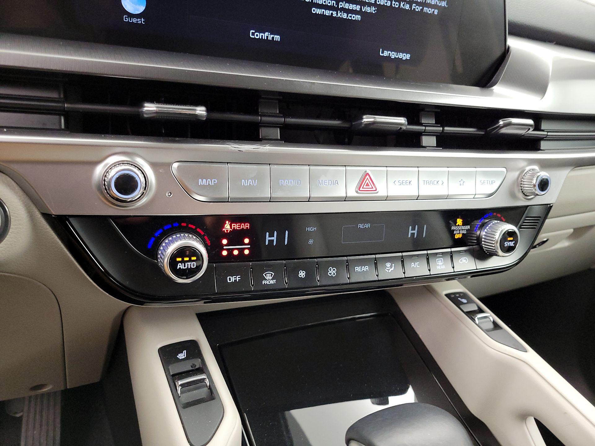 Thumbnail: 2024 Kia Telluride - 17