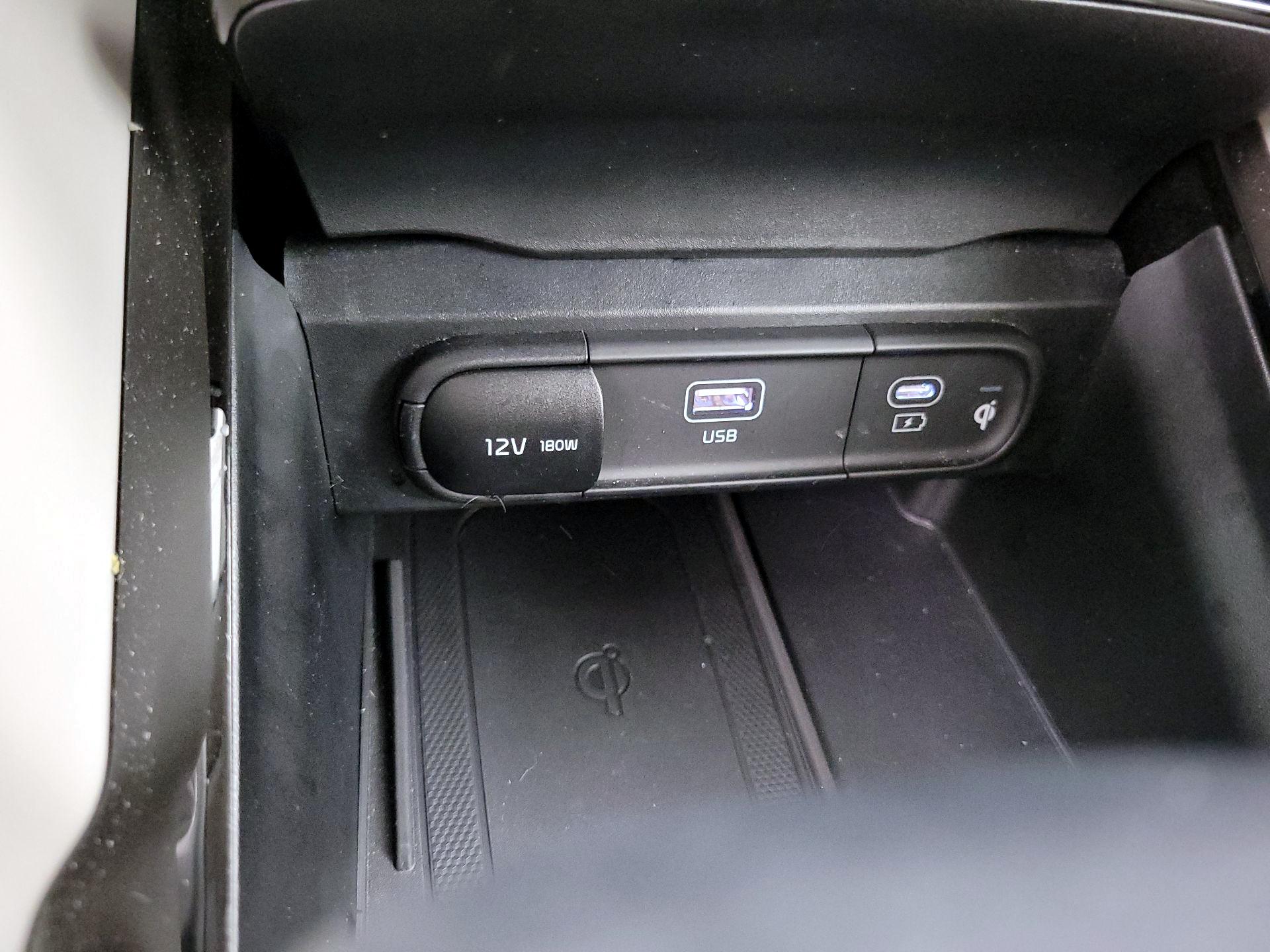 Thumbnail: 2024 Kia Telluride - 19