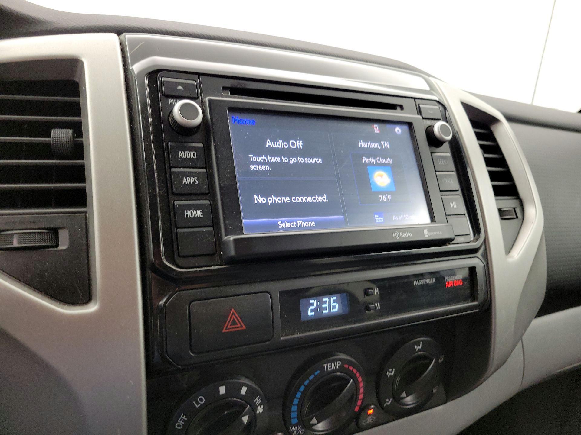 Thumbnail: 2014 Toyota Tacoma - 15