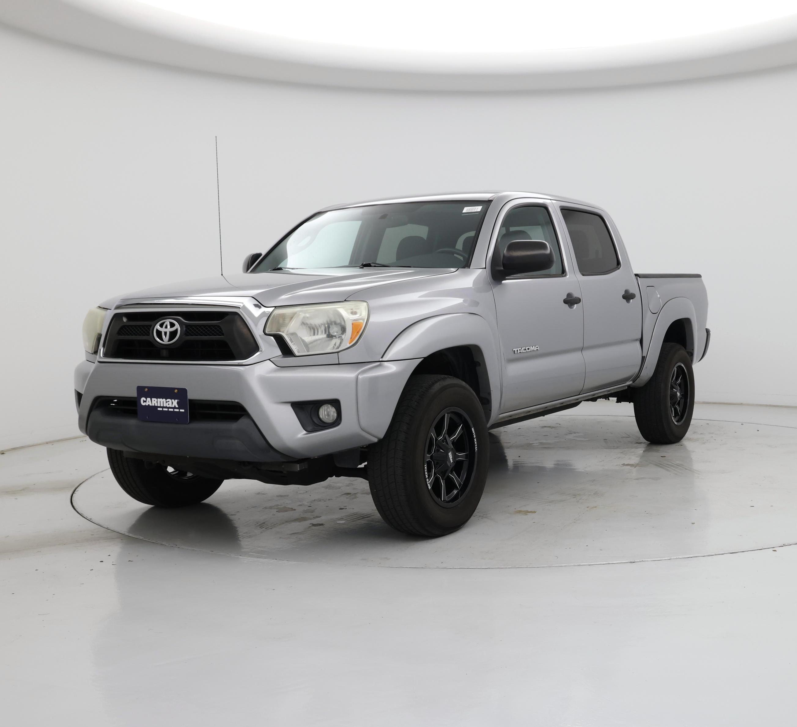 Thumbnail: 2014 Toyota Tacoma - 4