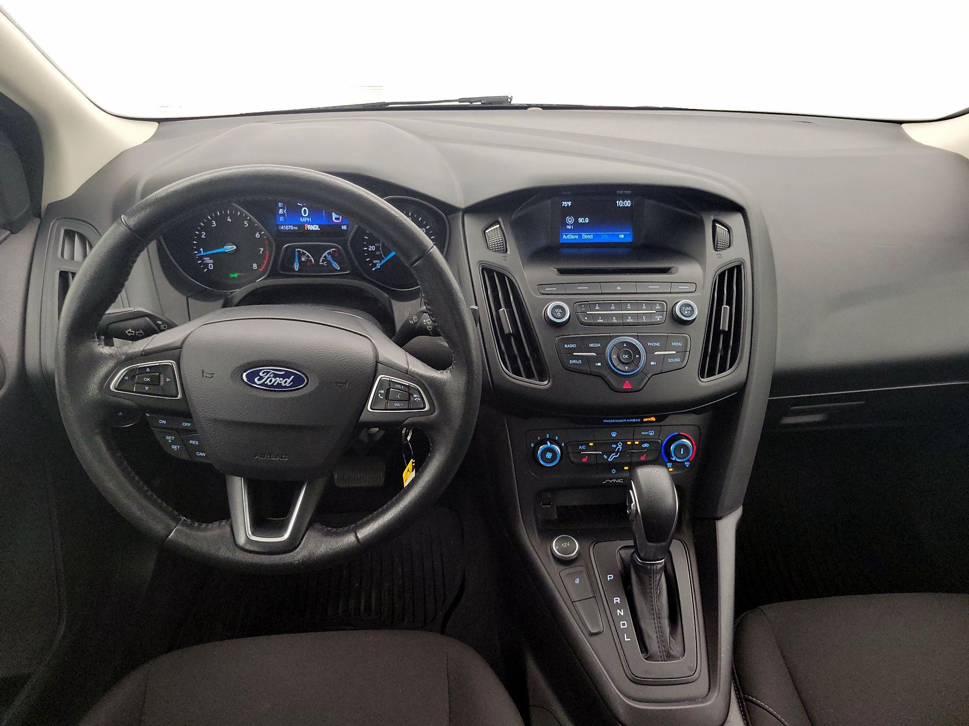 Thumbnail: 2017 Ford Focus - 9