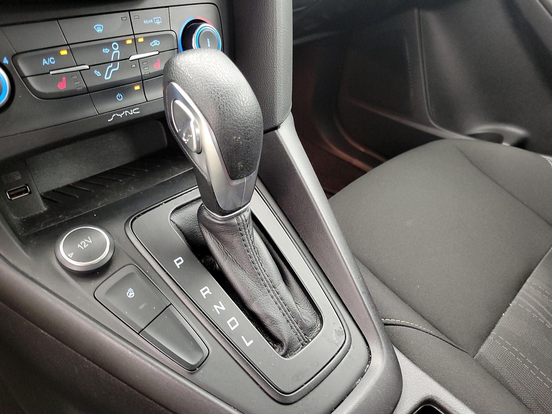 Thumbnail: 2017 Ford Focus - 17