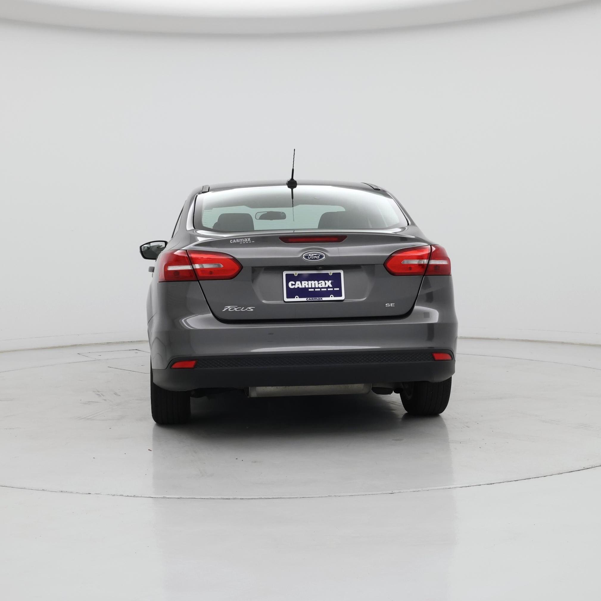 Thumbnail: 2017 Ford Focus - 6