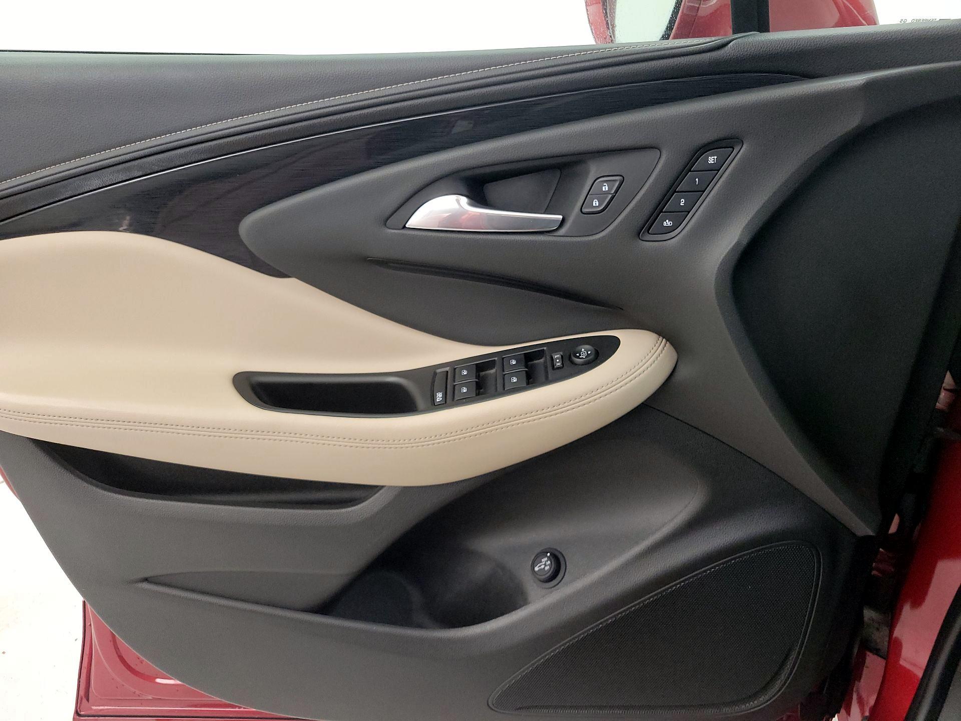 Thumbnail: 2017 Buick Envision - 12