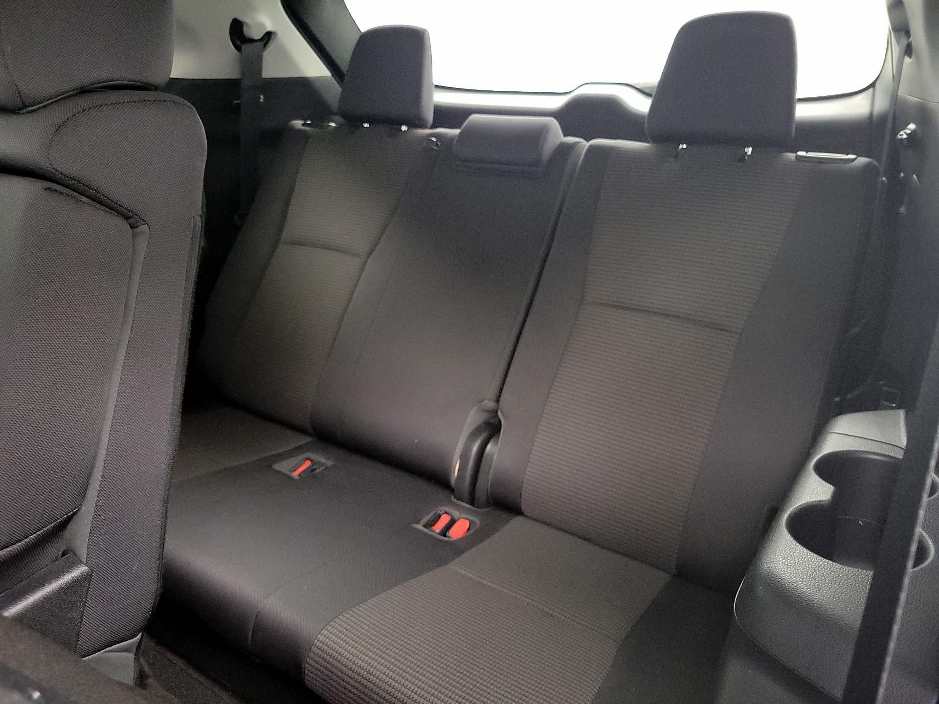 Thumbnail: 2021 Toyota Highlander - 20